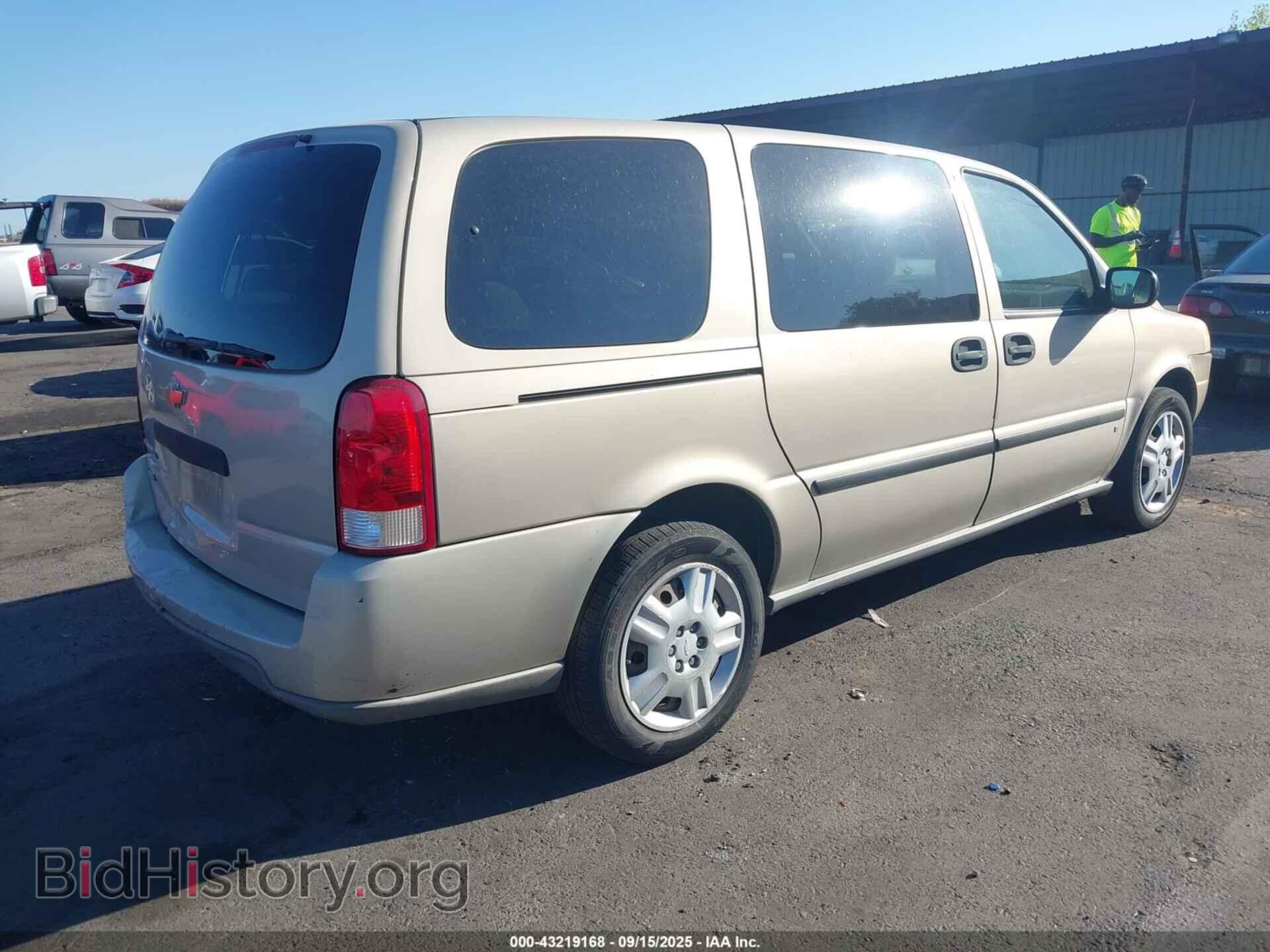 2007 CHEVROLET UPLANDER - VIN: 1GNDV23W97D216308 - Фото 4