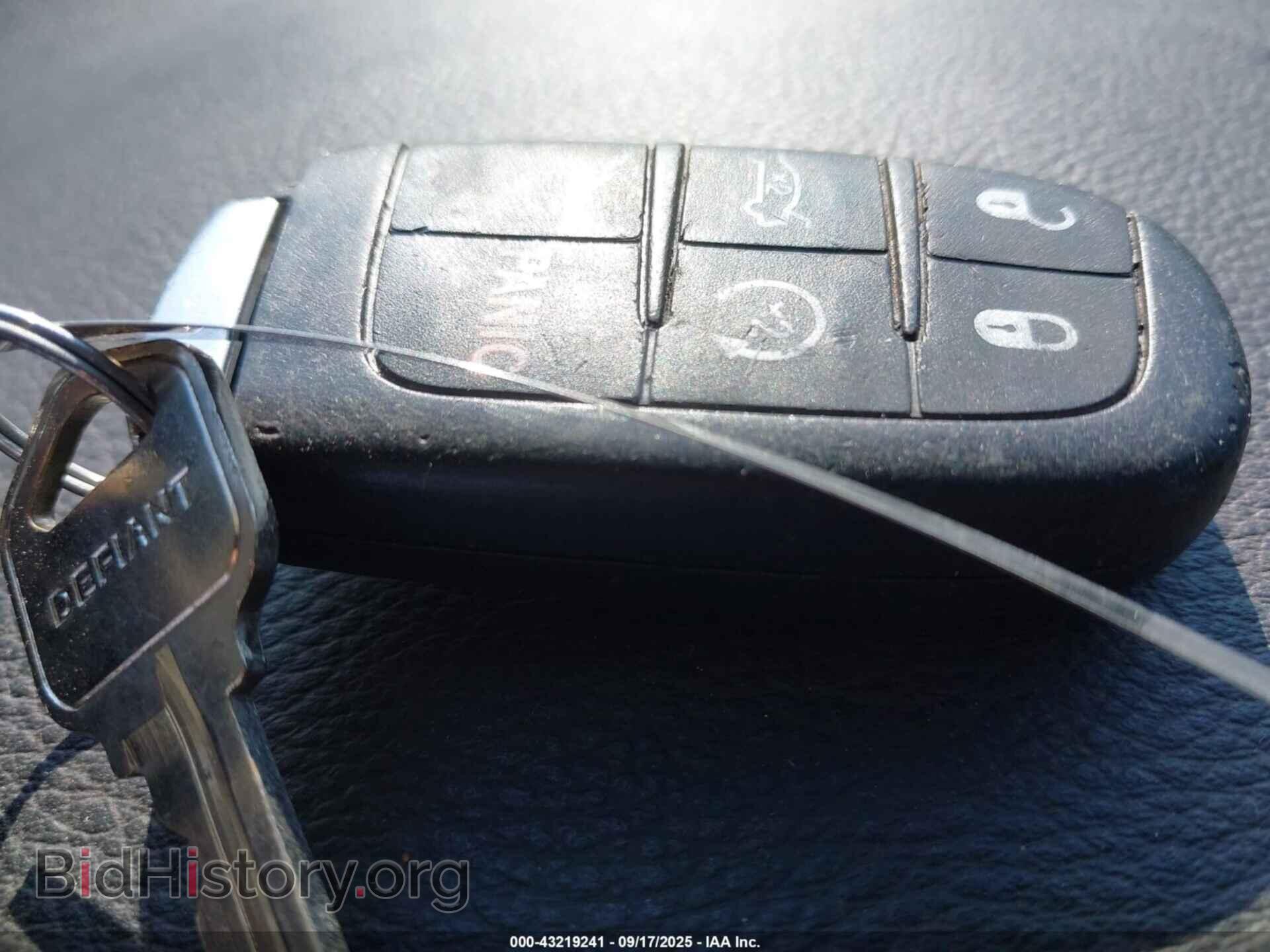 2015 CHRYSLER 200 - VIN: 1C3CCCAB7FN751277 - Фото 11
