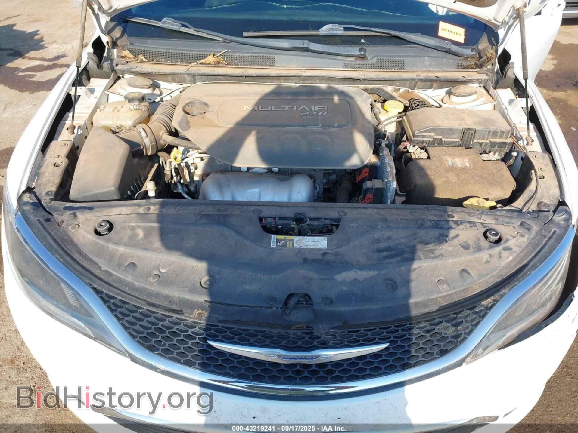2015 CHRYSLER 200 - VIN: 1C3CCCAB7FN751277 - Фото 10