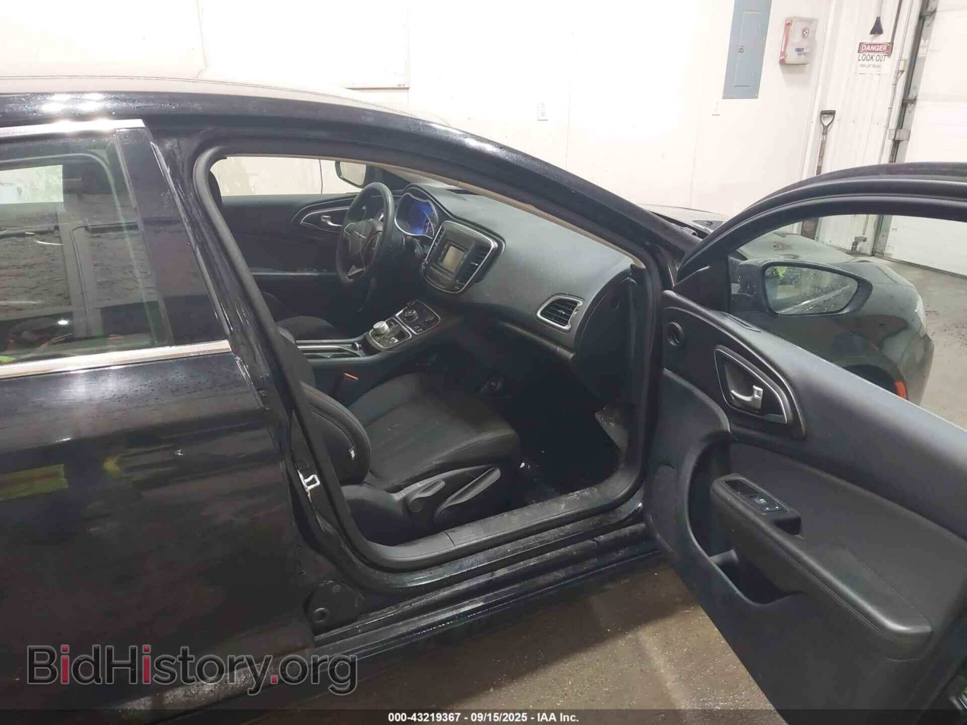 2015 CHRYSLER 200 - VIN: 1C3CCCAB7FN694241 - Фото 5