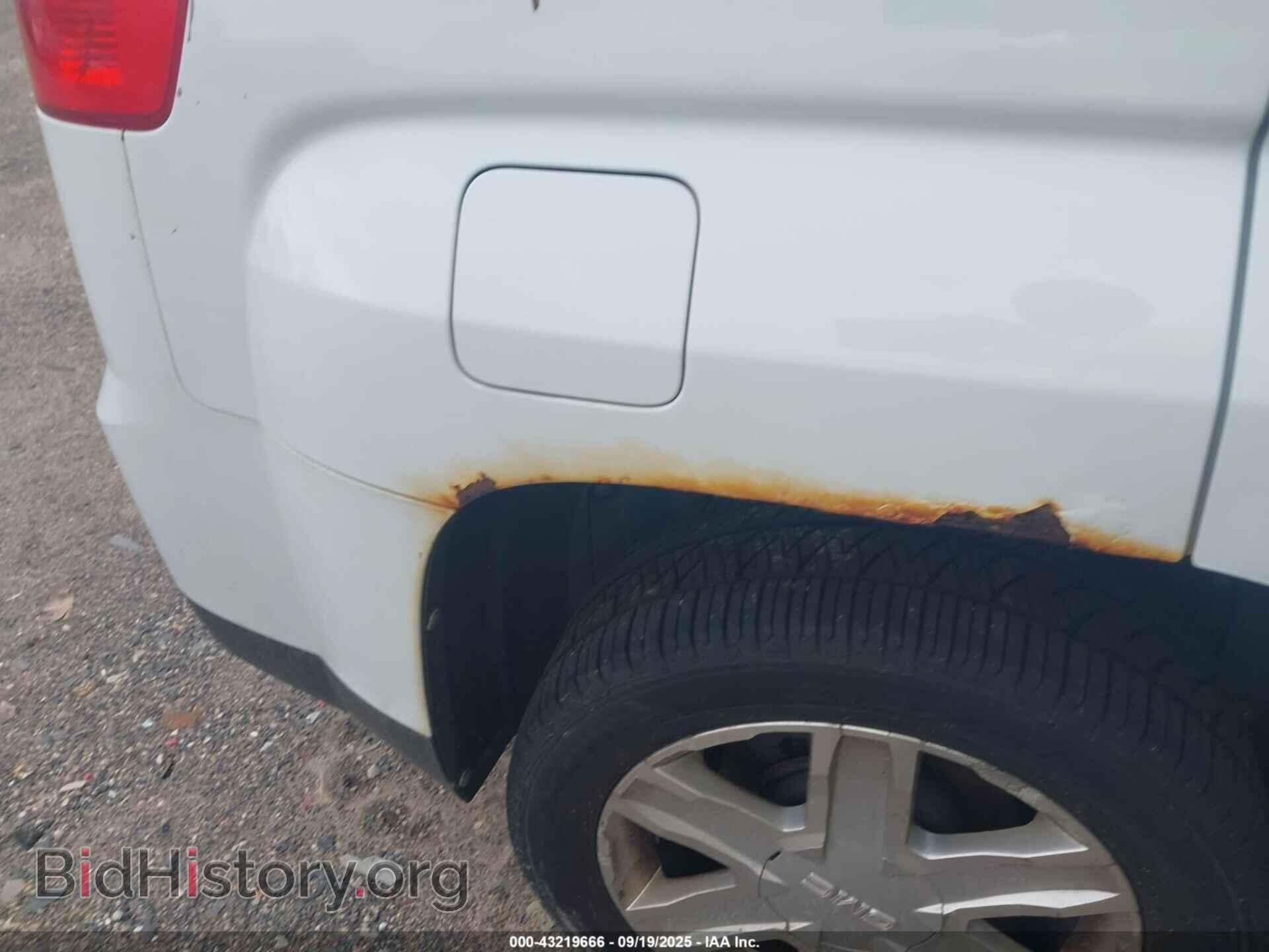 2011 GMC TERRAIN - VIN: 2CTALWEC0B6230041 - Photo 6