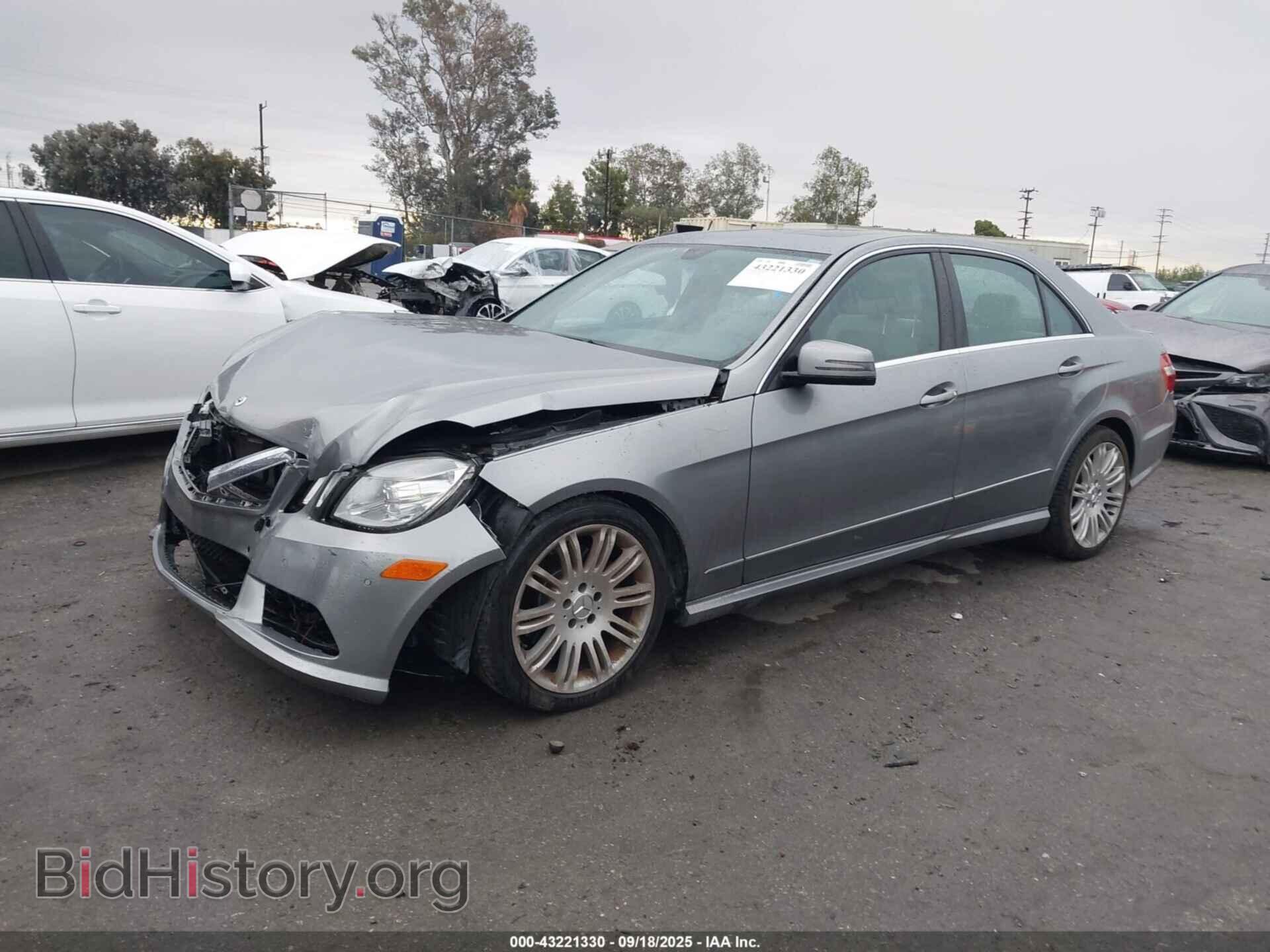 2010 MERCEDES-BENZ E-CLASS - VIN: WDDHF5GB0AA256646 - Фото 2