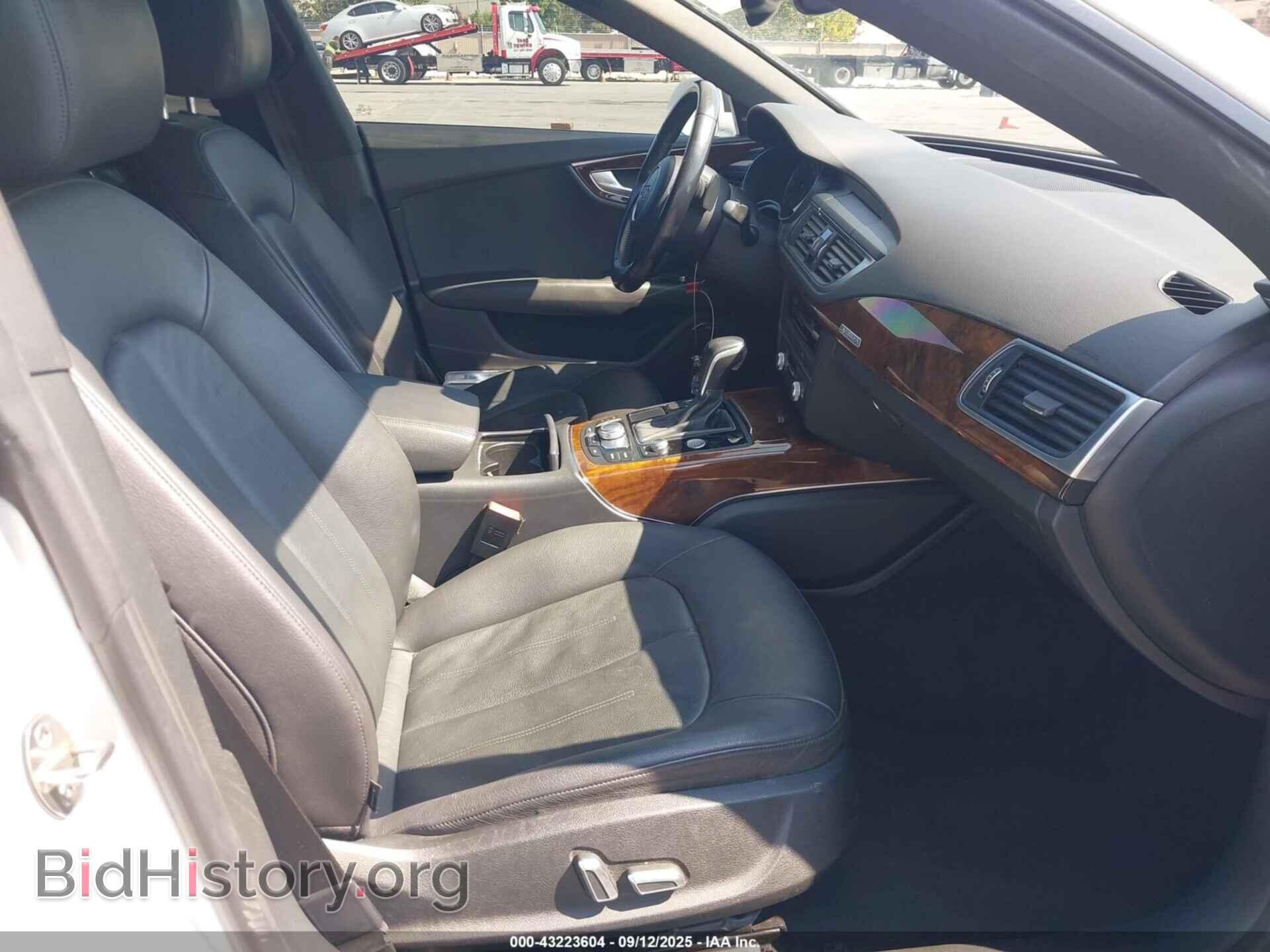 2016 AUDI A7 - VIN: WAUWGAFC7GN110910 - Фото 5
