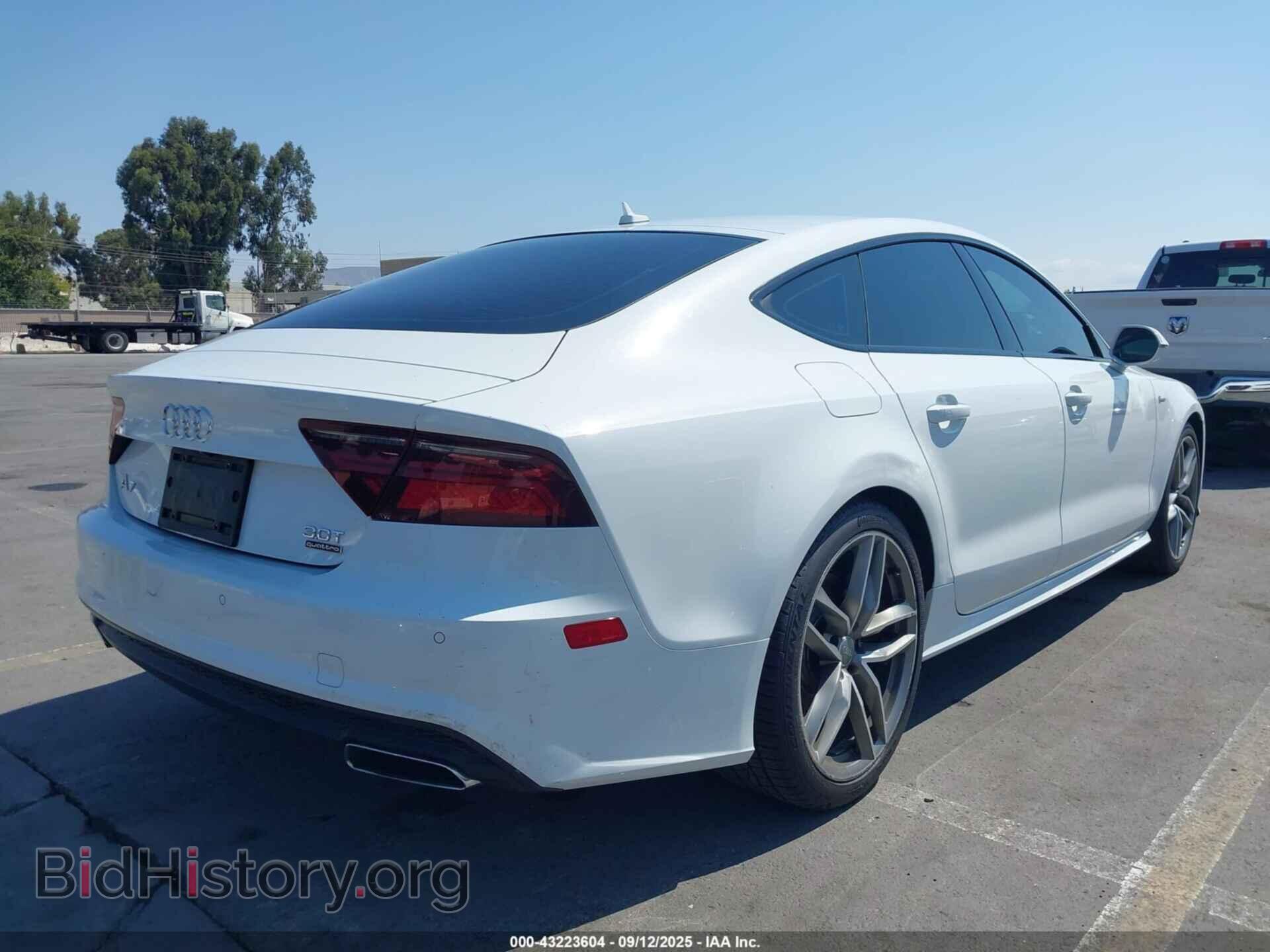 2016 AUDI A7 - VIN: WAUWGAFC7GN110910 - Фото 6