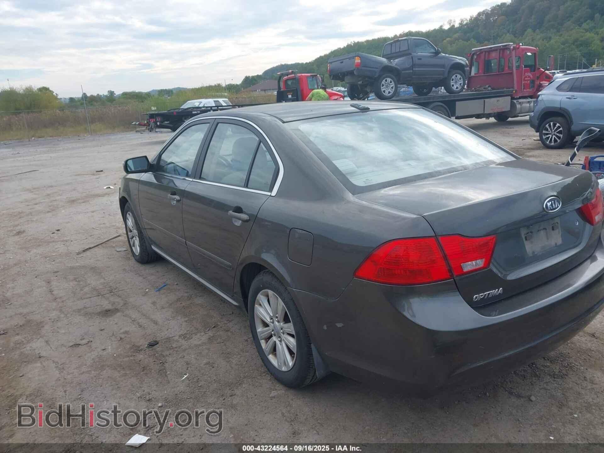 2010 KIA OPTIMA - VIN: KNAGG4A85A5414737 - Фото 3