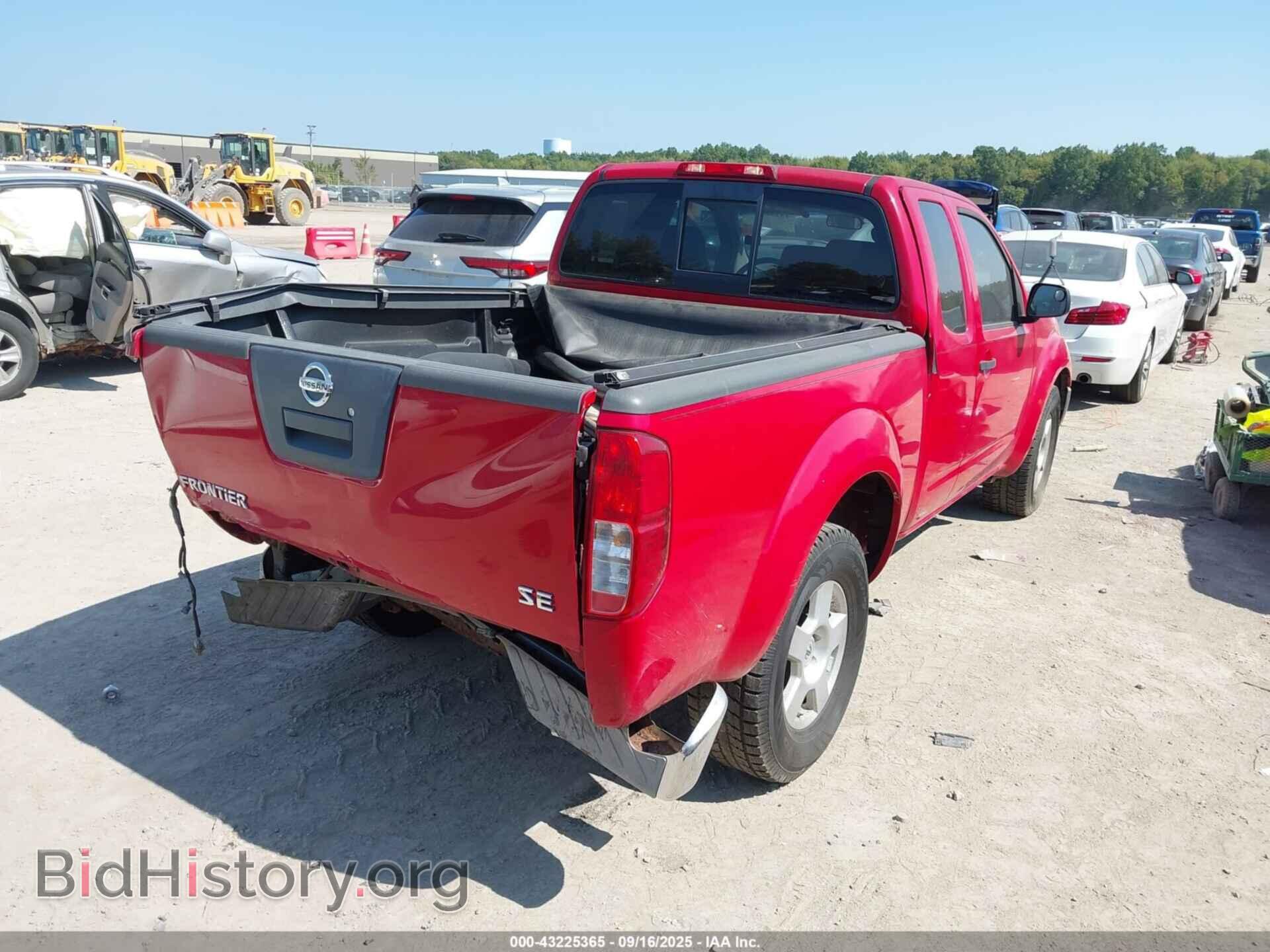 2006 NISSAN FRONTIER - VIN: 1N6AD06U06C428075 - Фото 4