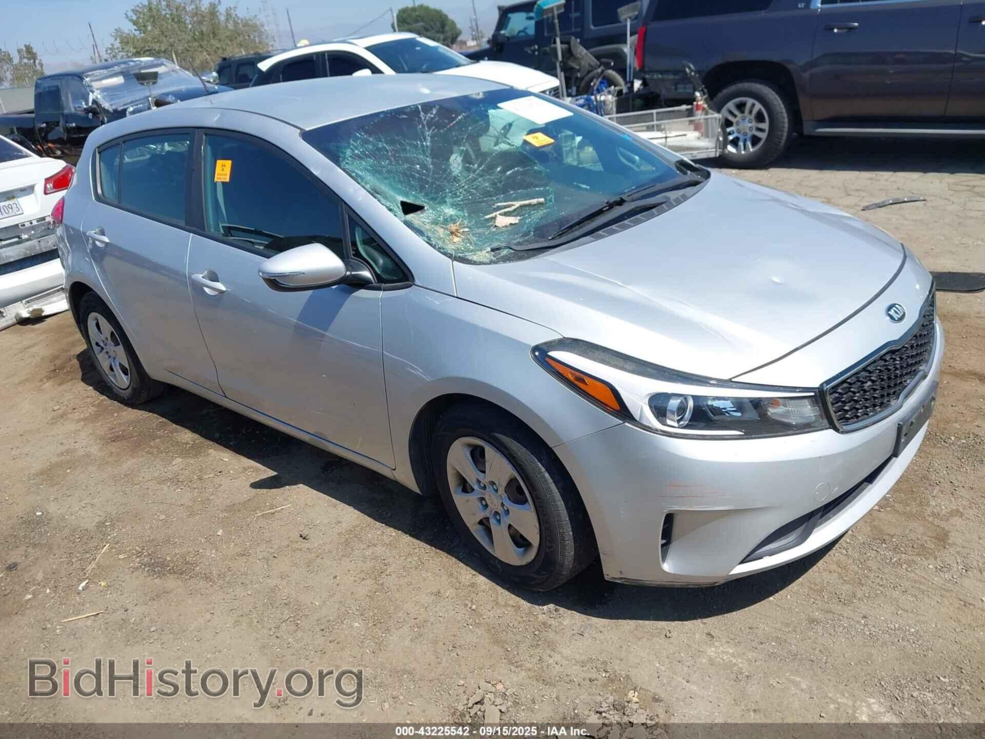 Photo KNAFK5A89H5666744 - KIA FORTE 2017