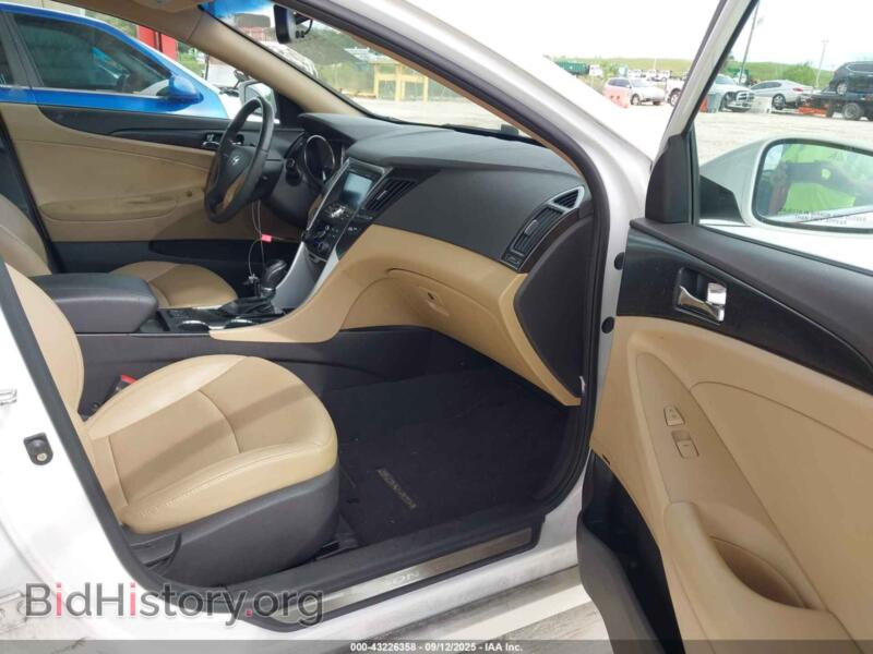 2011 Hyundai SONATA (VIN 5NPEC4AC8BH285372) — photo 5 of 11