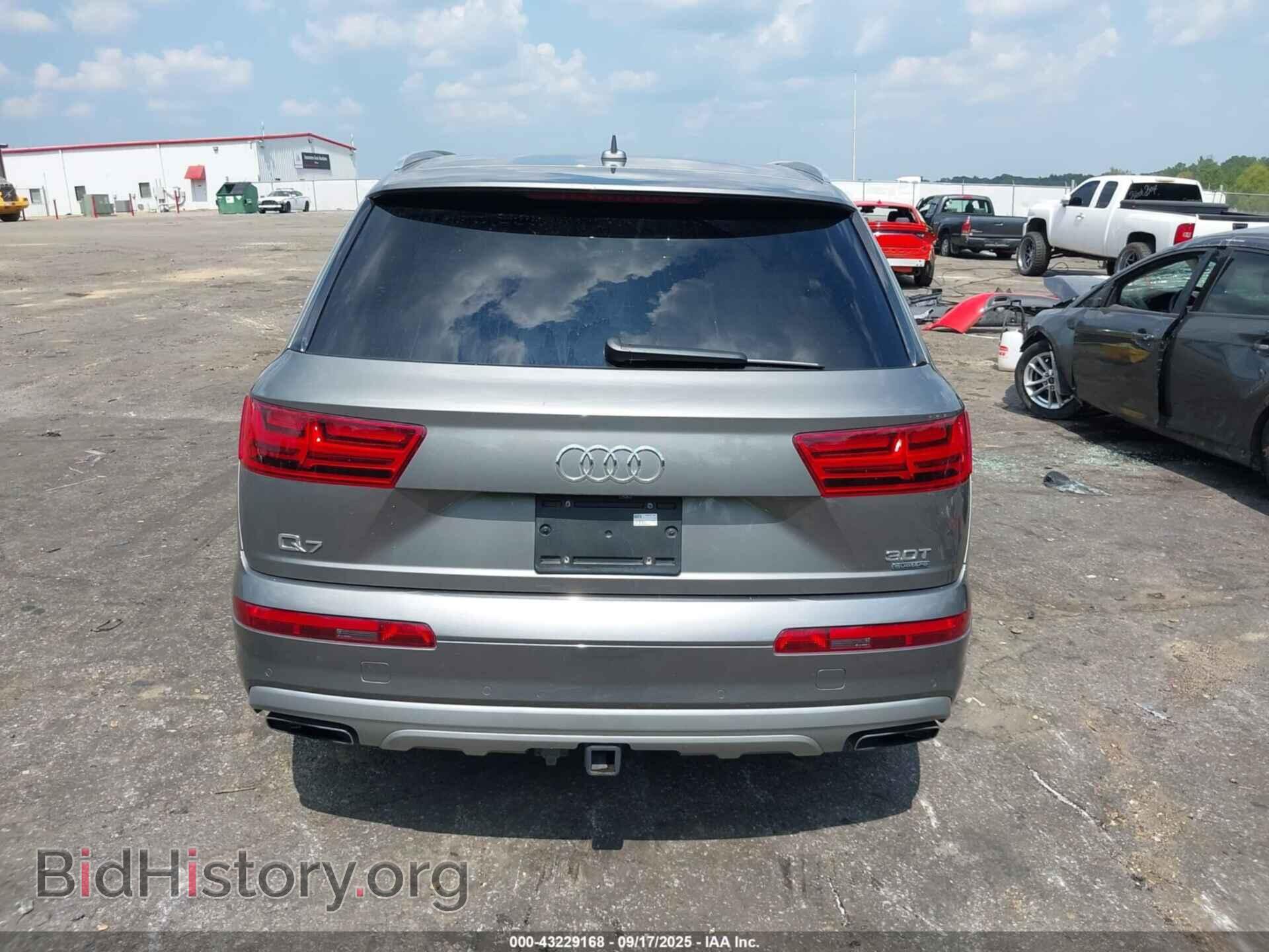 2017 AUDI Q7 - VIN: WA1VAAF75HD045740 - Фото 17