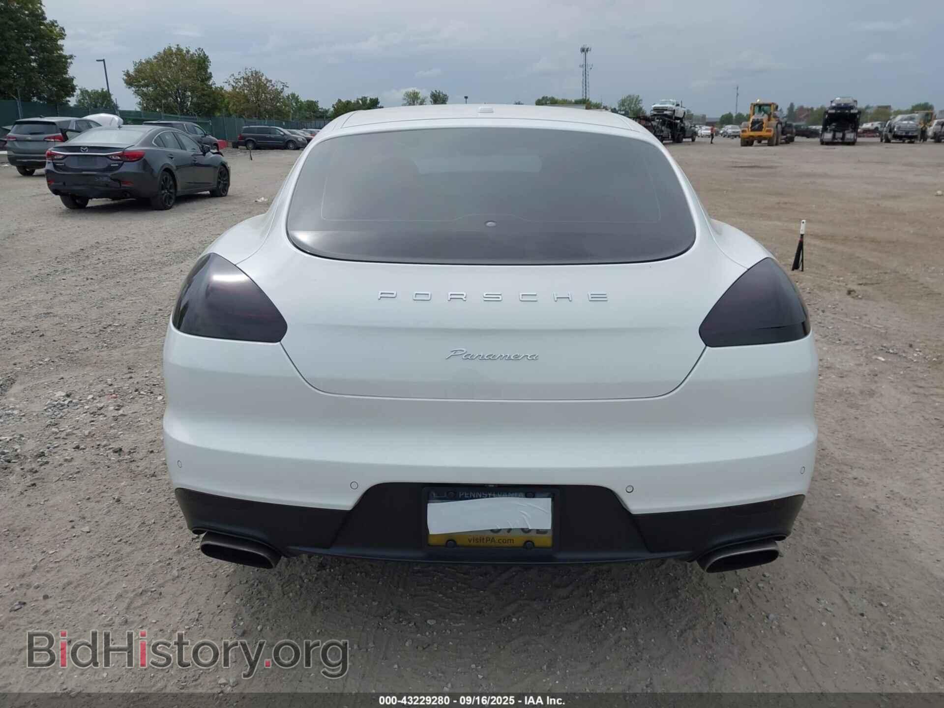2015 PORSCHE PANAMERA - VIN: WP0AA2A77FL005356 - Фото 16