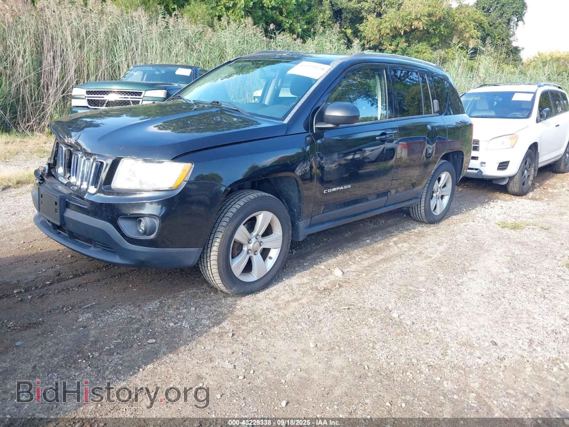 2012 JEEP COMPASS - VIN: 1C4NJDEB6CD621096 - Photo 2