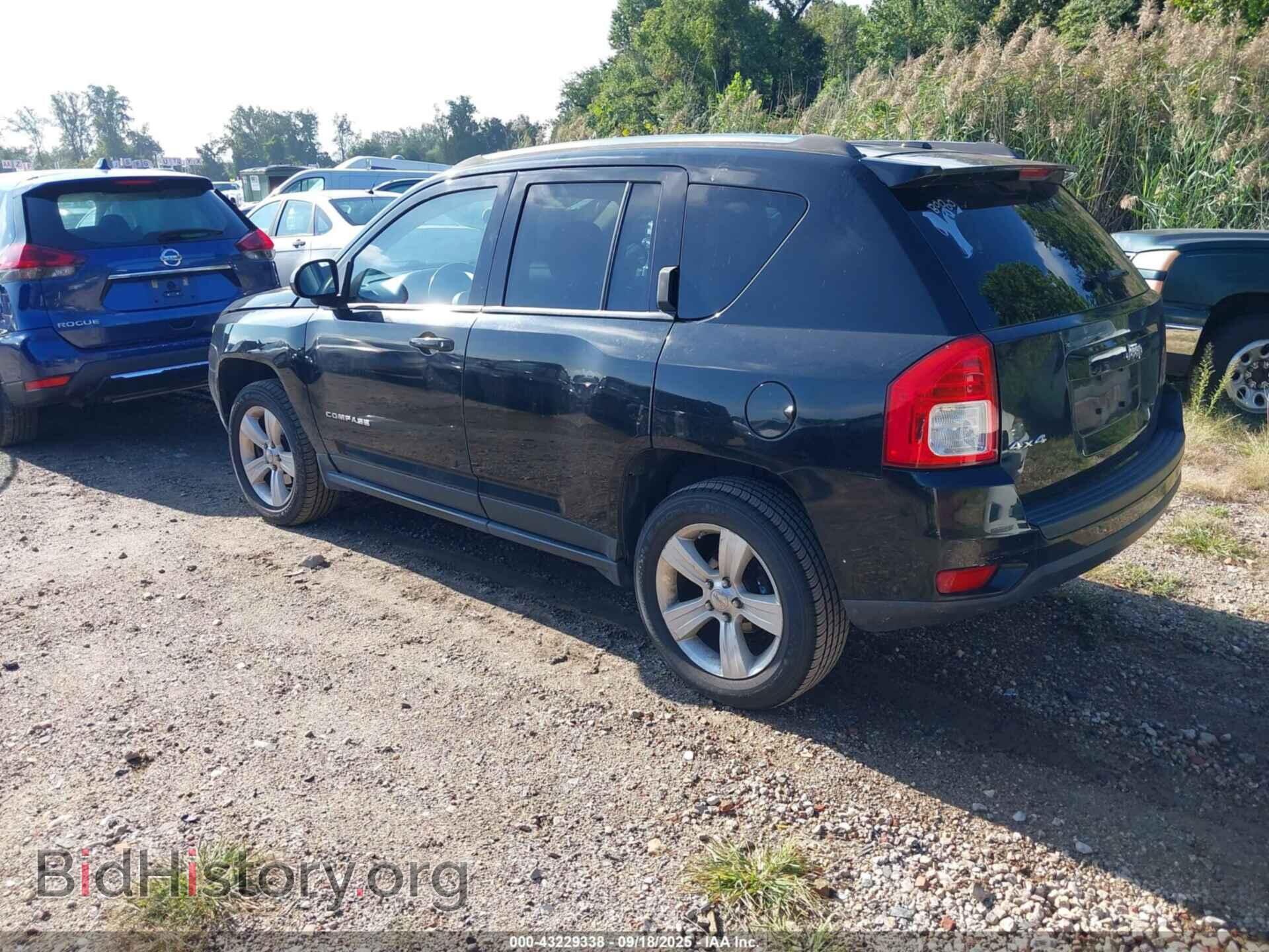 2012 JEEP COMPASS - VIN: 1C4NJDEB6CD621096 - Photo 3