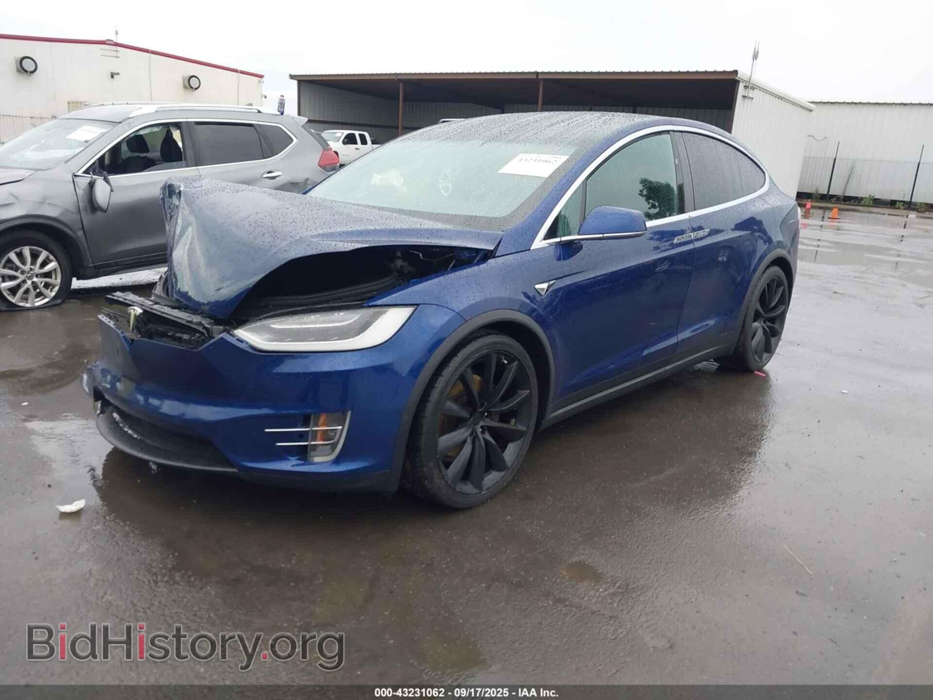 2017 TESLA MODEL X - VIN: 5YJXCBE22HF053713 - Photo 2
