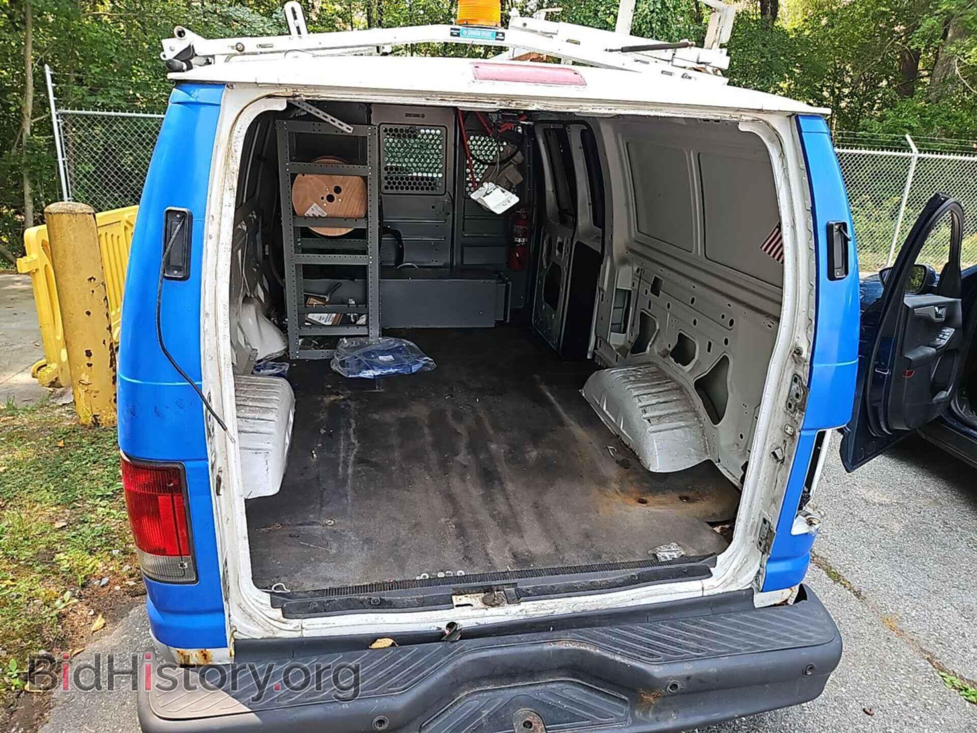 2011 FORD E-250 - VIN: 1FTNE2EL6BDA19931 - Photo 2