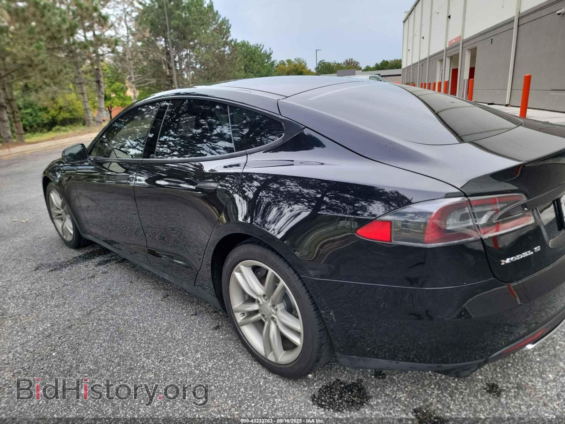 2013 TESLA MODEL S - VIN: 5YJSA1CG0DFP15808 - Фото 3