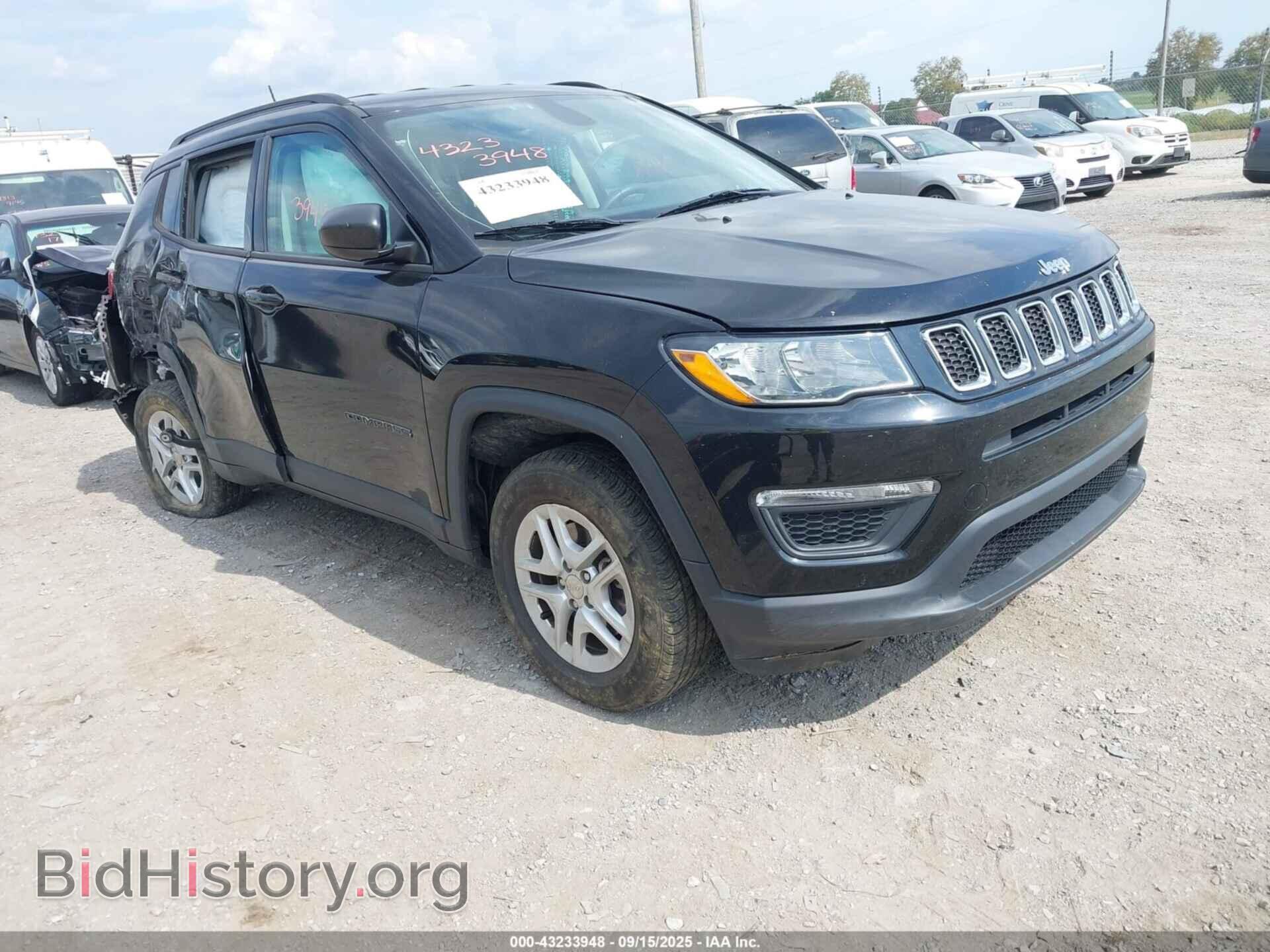 Фотография 3C4NJDAB5JT256830 - JEEP COMPASS 2018