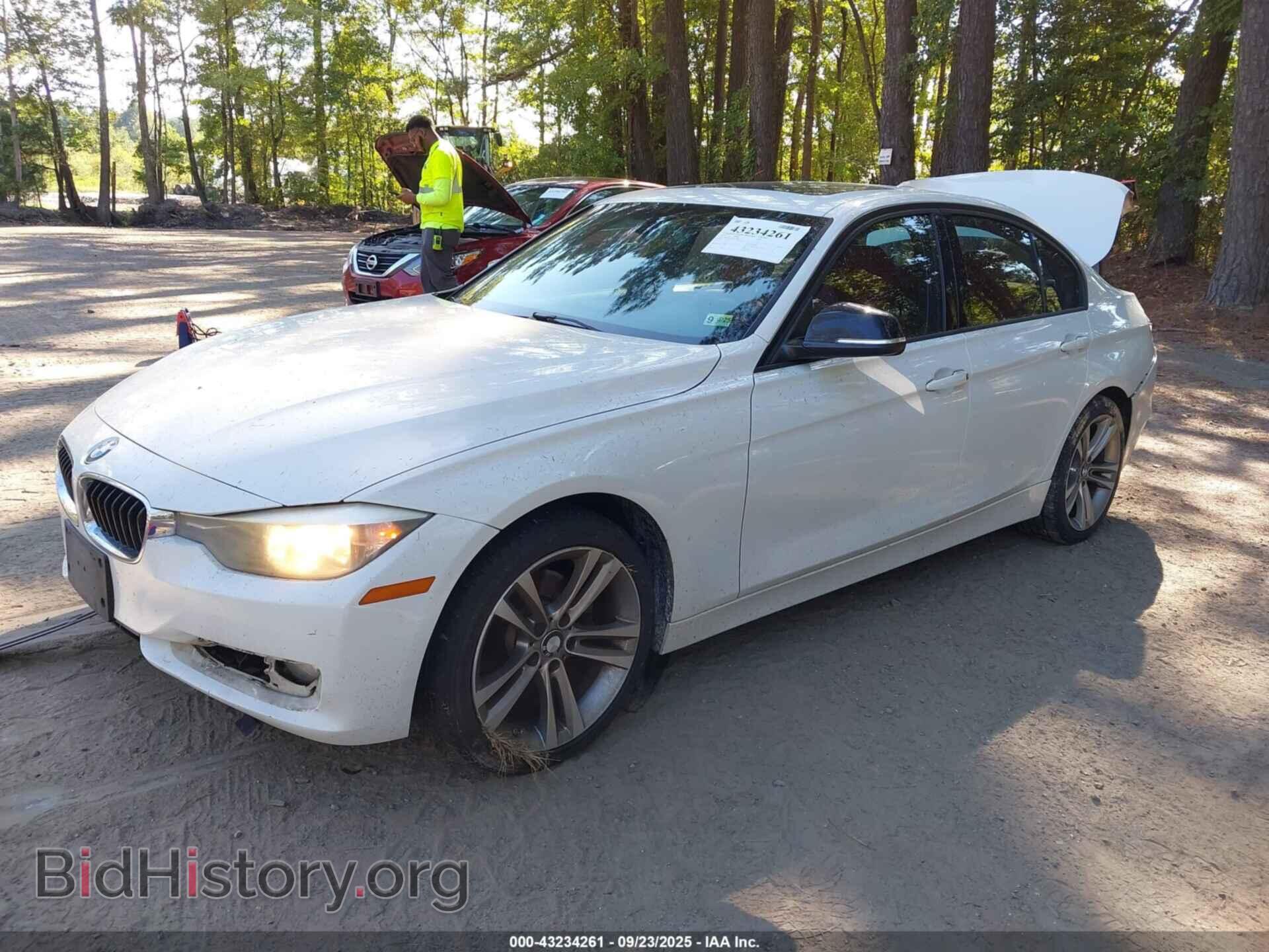 2012 BMW 328I - VIN: WBA3A5C54CF349045 - Фото 2