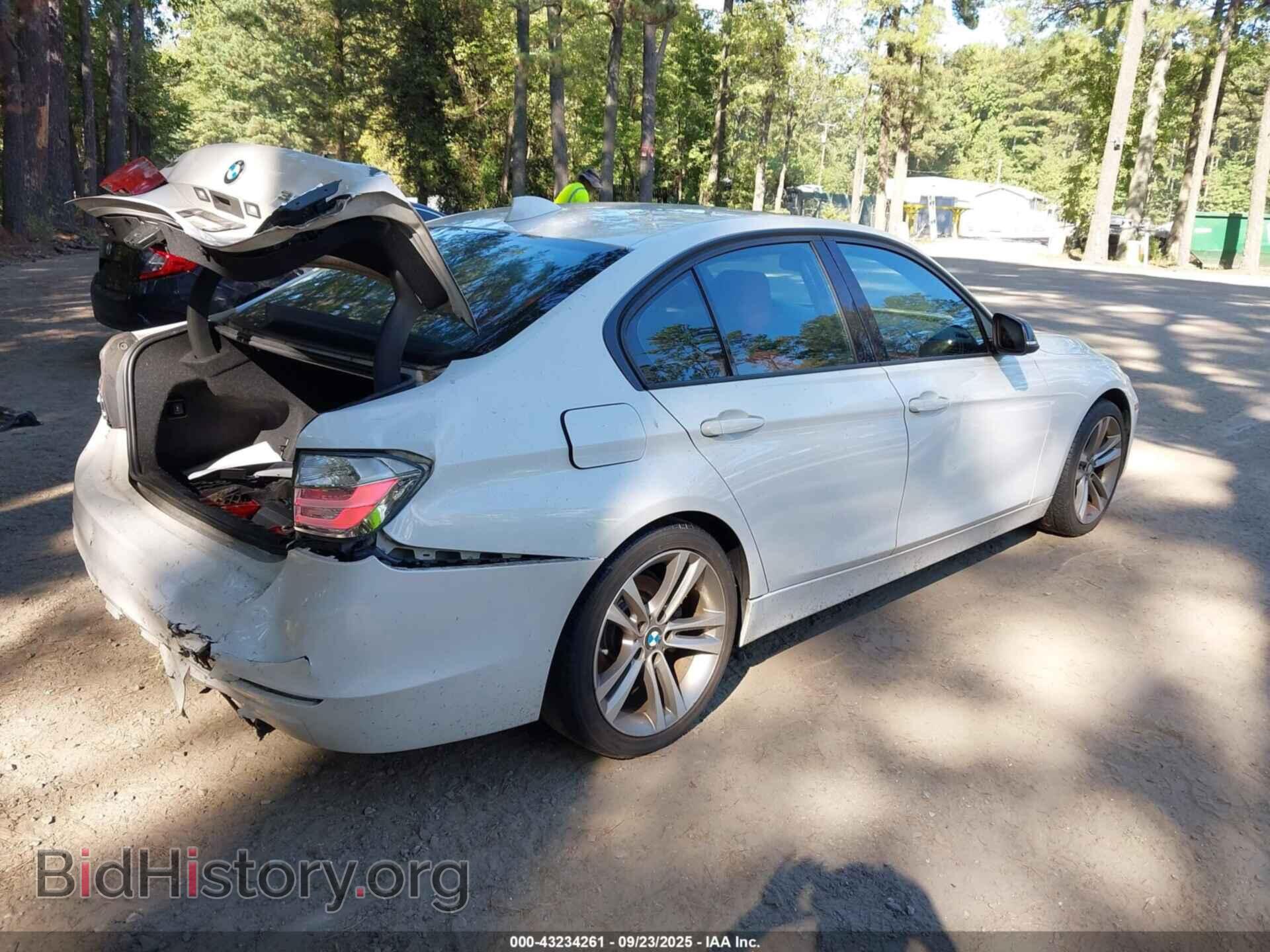 2012 BMW 328I - VIN: WBA3A5C54CF349045 - Фото 4