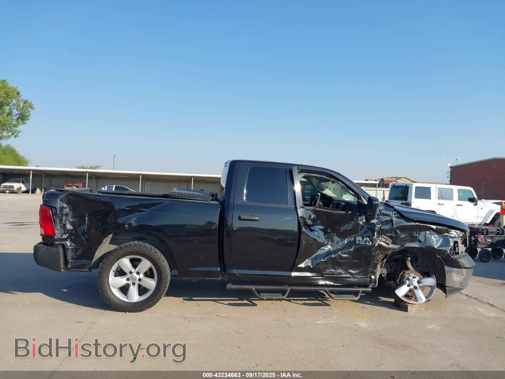 2018 RAM 1500 - VIN: 1C6RR7FT1JS103819 - Фото 13