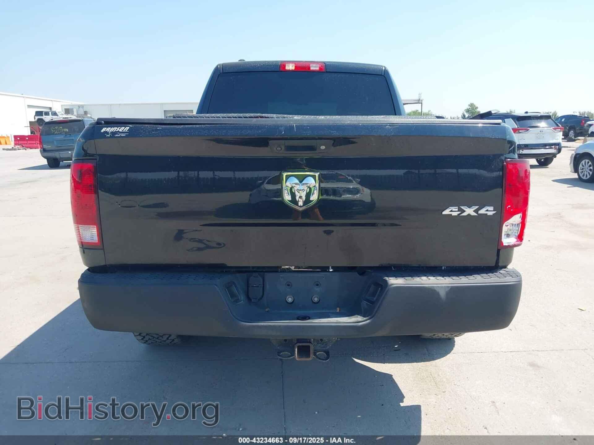 2018 RAM 1500 - VIN: 1C6RR7FT1JS103819 - Фото 16