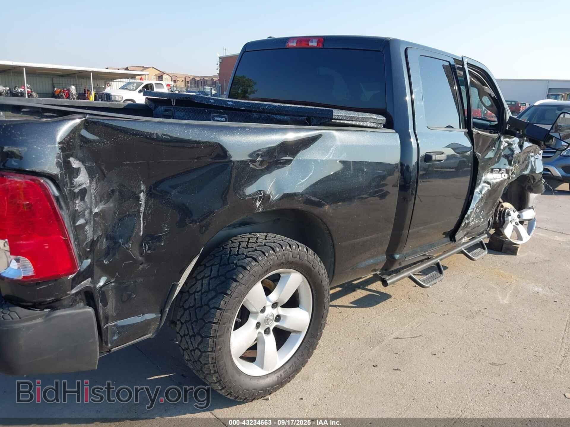 2018 RAM 1500 - VIN: 1C6RR7FT1JS103819 - Фото 6