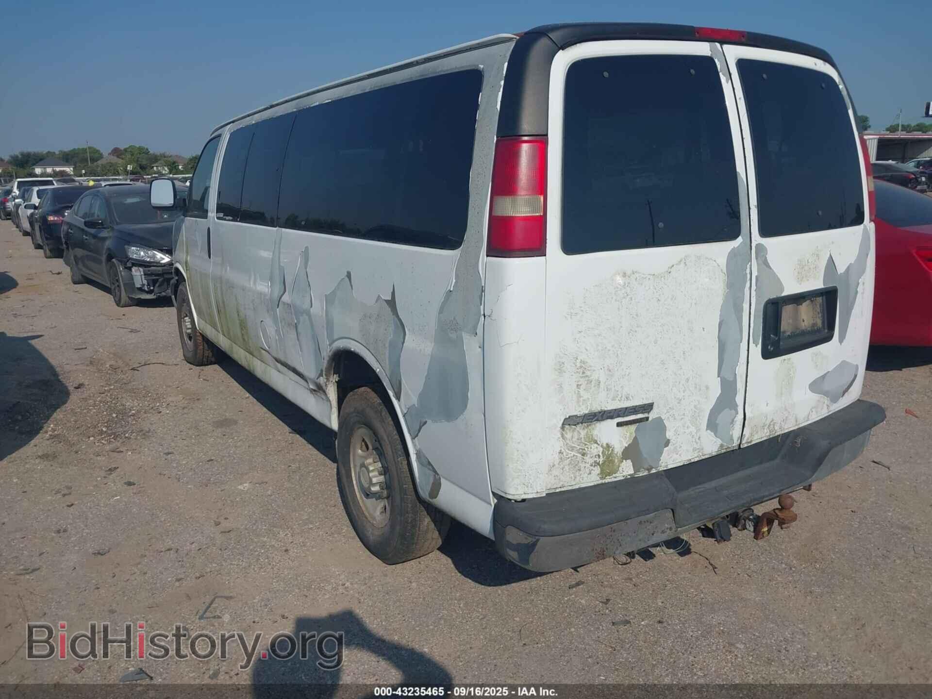2007 CHEVROLET EXPRESS - VIN: 1GAHG39U871187698 - Фото 3