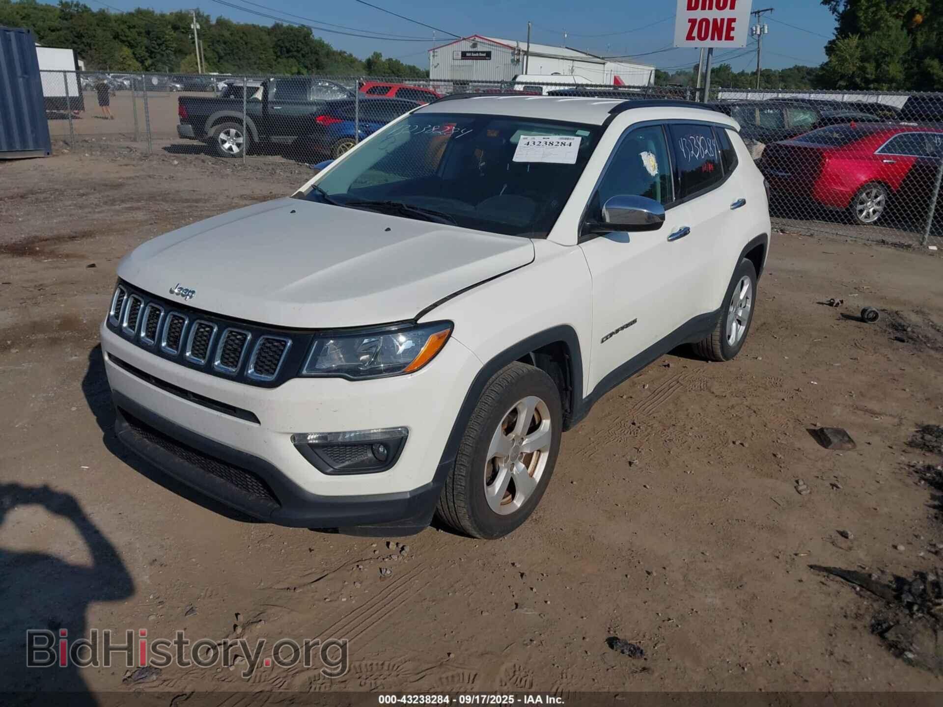 2018 JEEP COMPASS - VIN: 3C4NJCBB0JT503258 - Фото 2