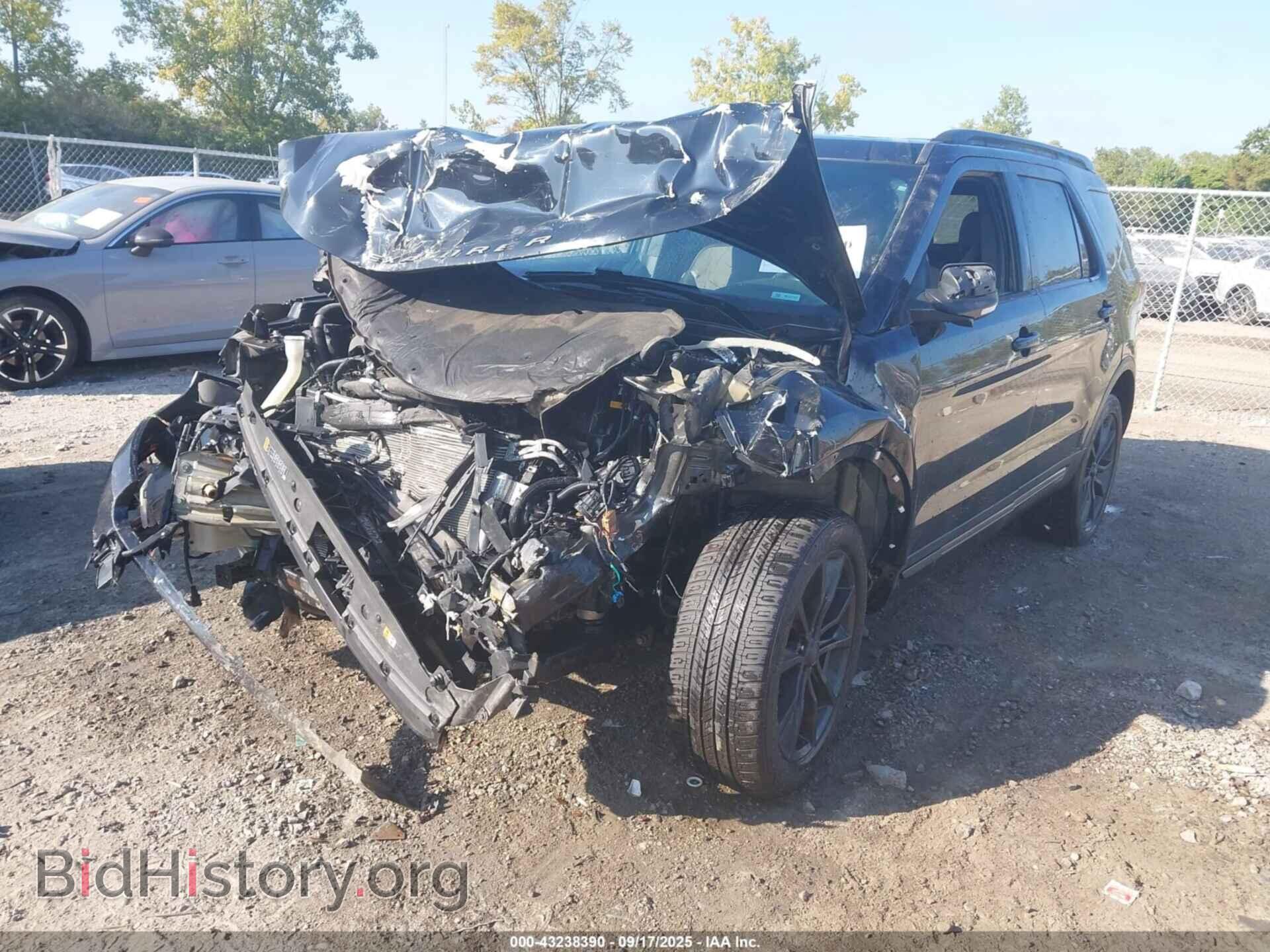 2017 FORD EXPLORER - VIN: 1FM5K8D82HGD37976 - Photo 2