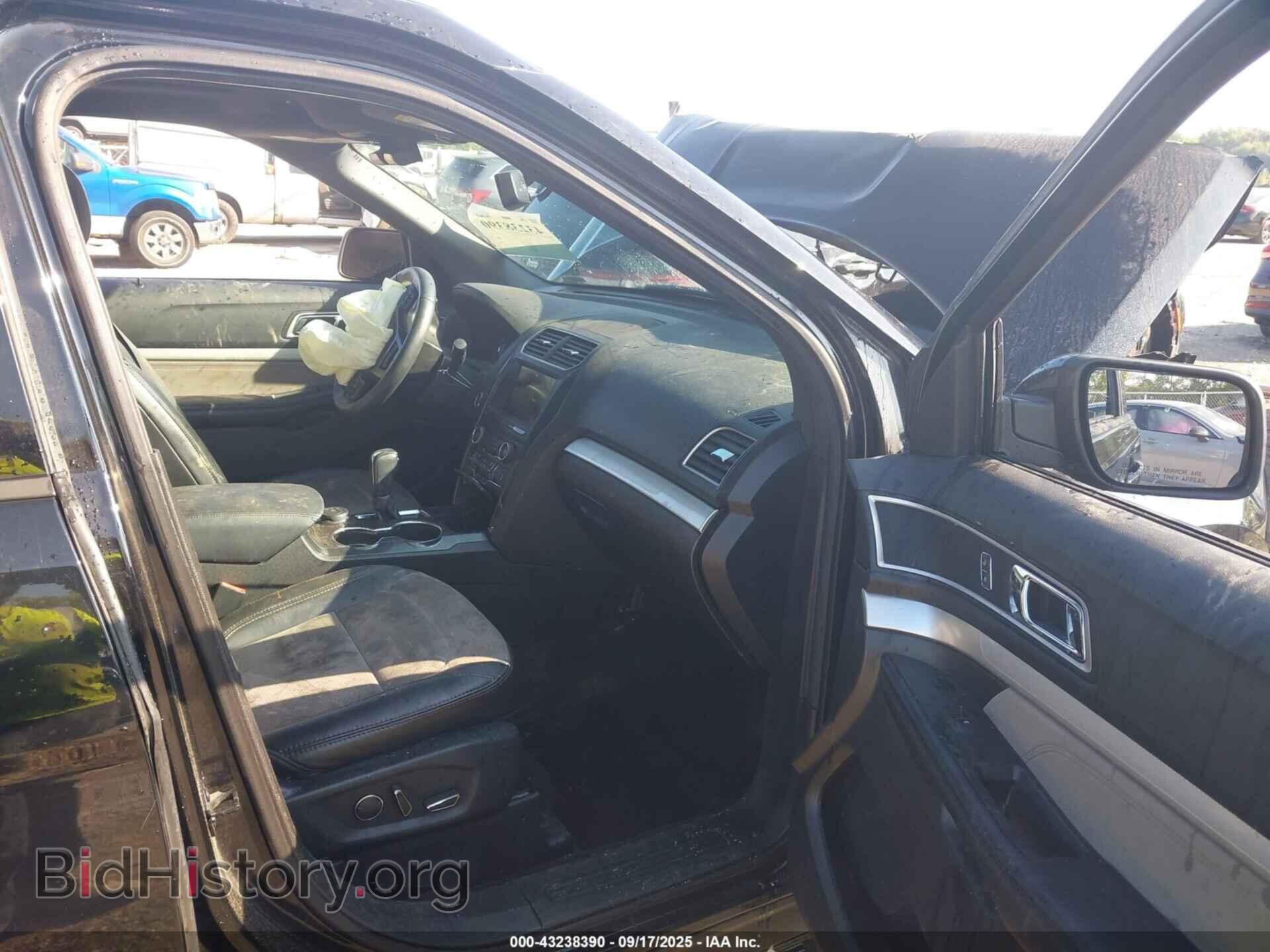 2017 FORD EXPLORER - VIN: 1FM5K8D82HGD37976 - Photo 5