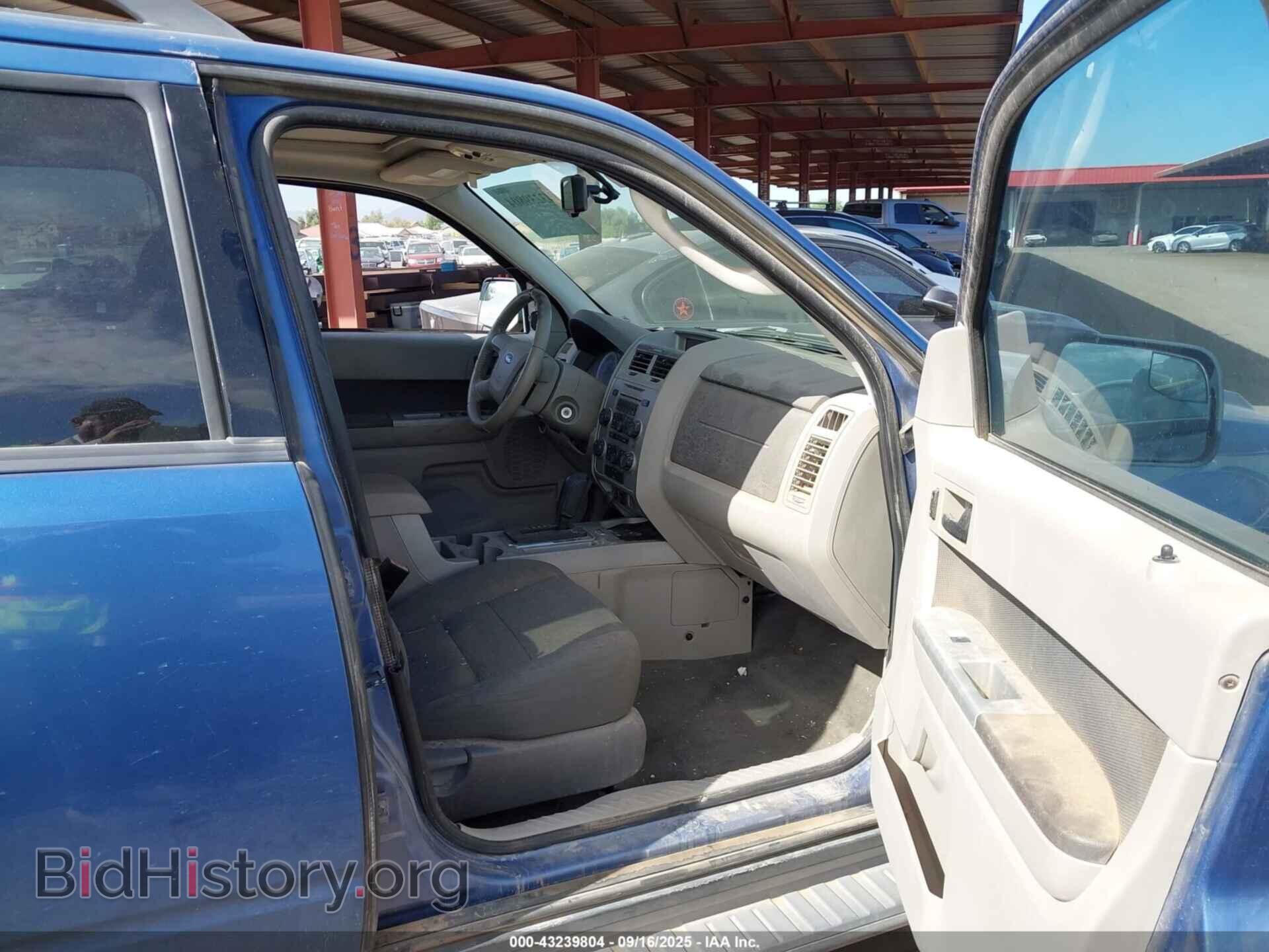 2010 FORD ESCAPE - VIN: 1FMCU9D70AKA45924 - Фото 5
