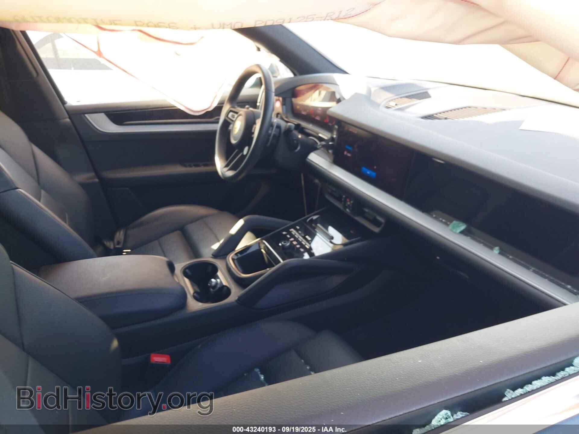 2024 PORSCHE CAYENNE - VIN: WP1AA2AY6RDA04589 - Фото 5