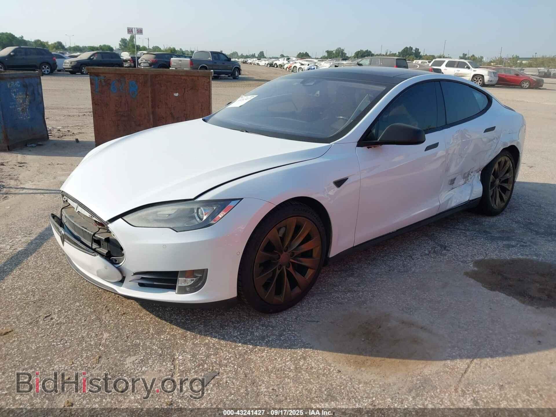 2015 TESLA MODEL S - VIN: 5YJSA1S22FF082785 - Photo 2
