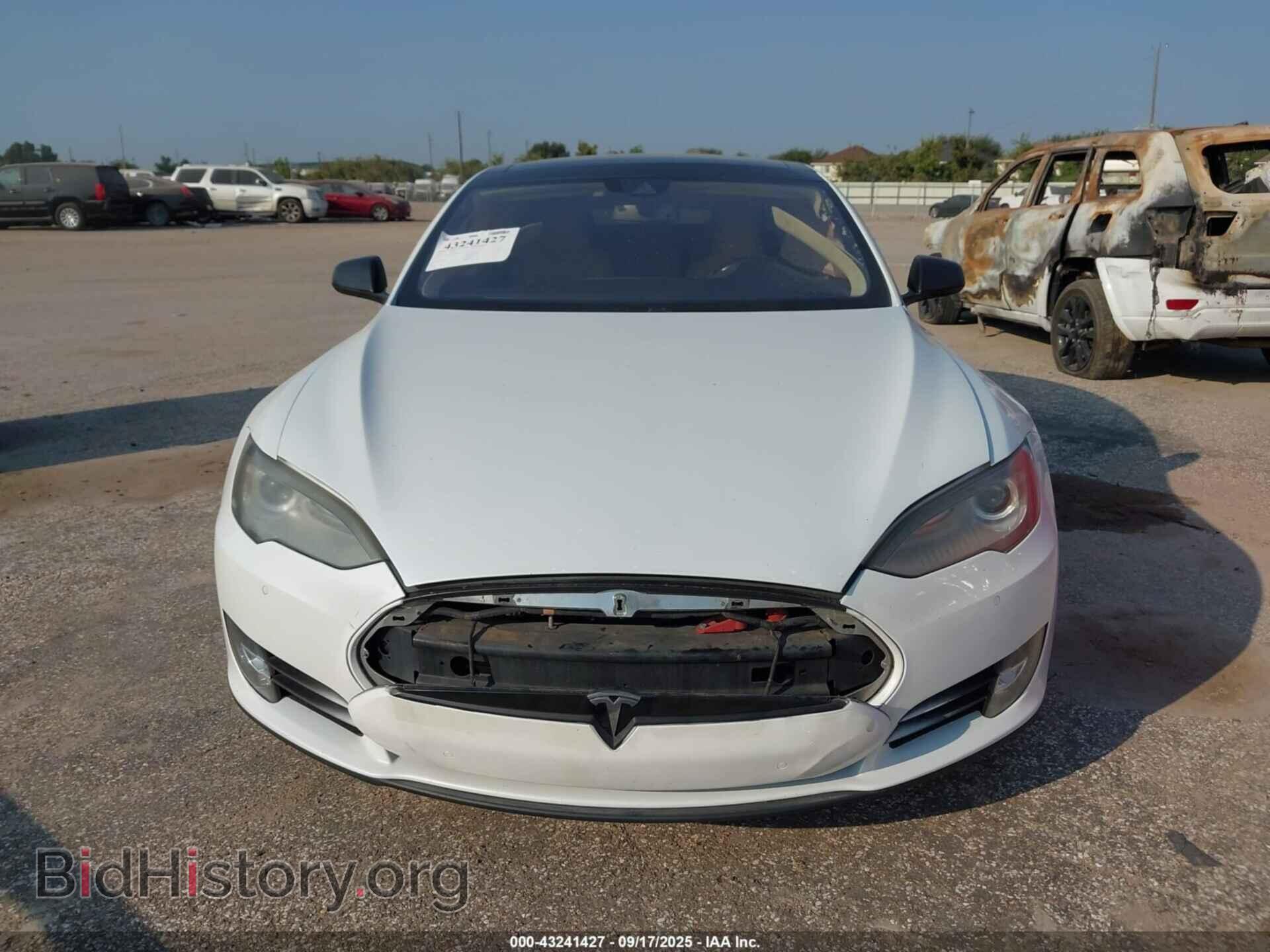 2015 TESLA MODEL S - VIN: 5YJSA1S22FF082785 - Photo 11