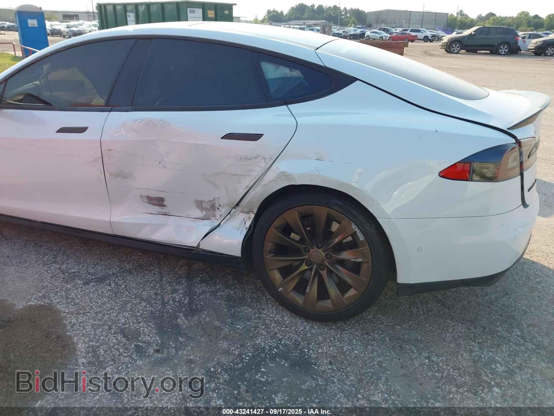 2015 TESLA MODEL S - VIN: 5YJSA1S22FF082785 - Photo 6