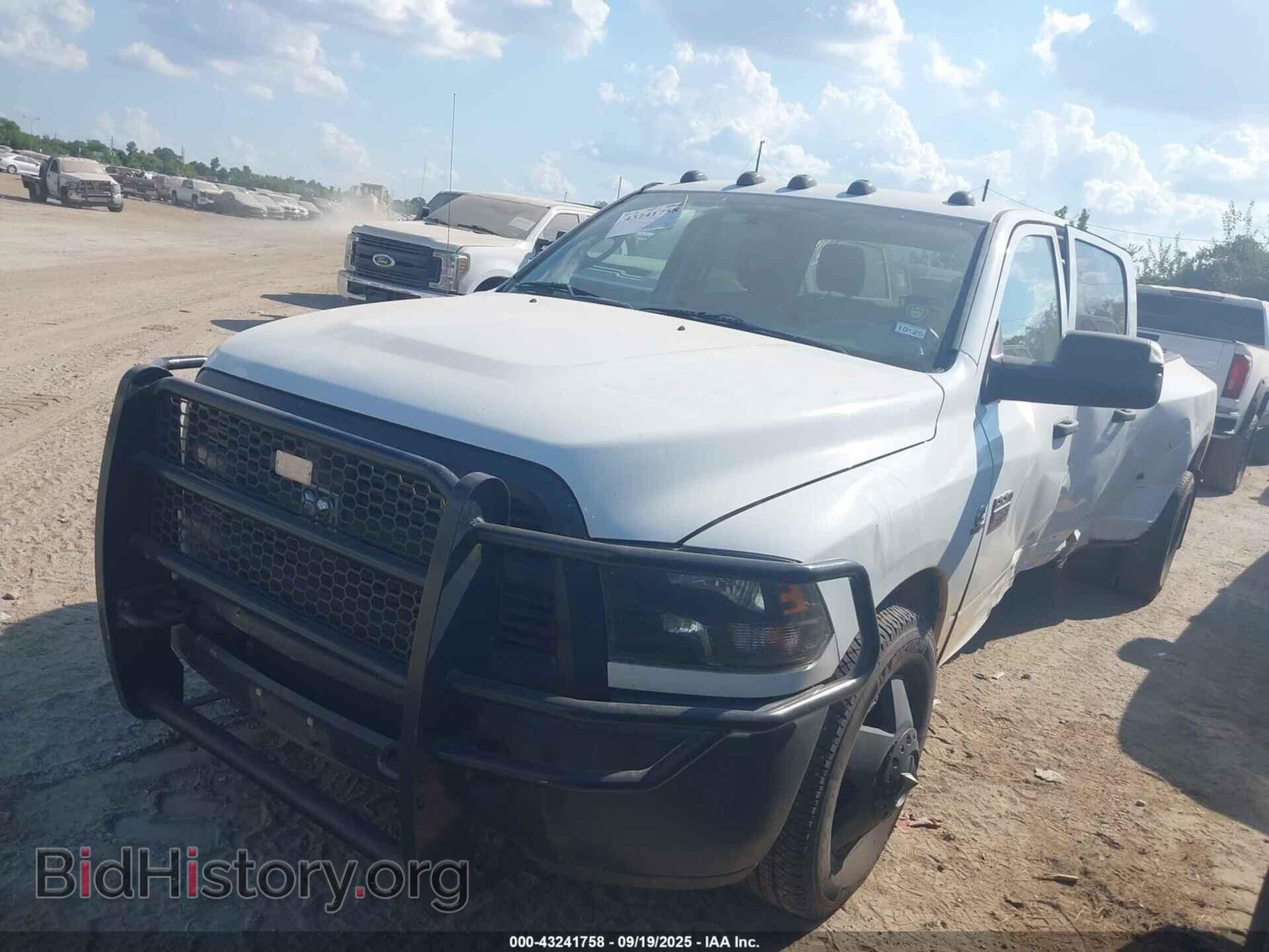 2012 RAM 3500 - VIN: 3C63DPGL0CG267480 - Фото 2