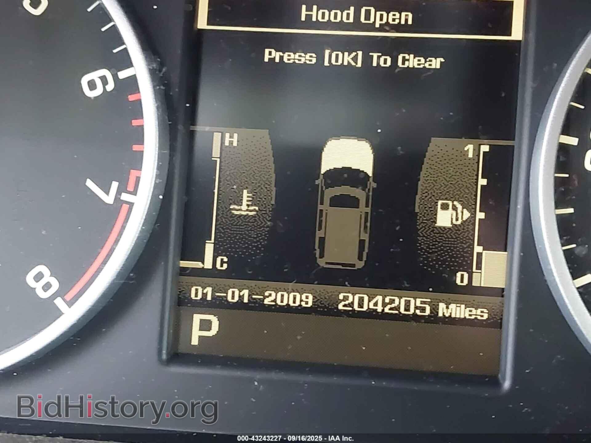 2011 LAND ROVER LR4 - VIN: SALAK2D49BA555364 - Фото 12