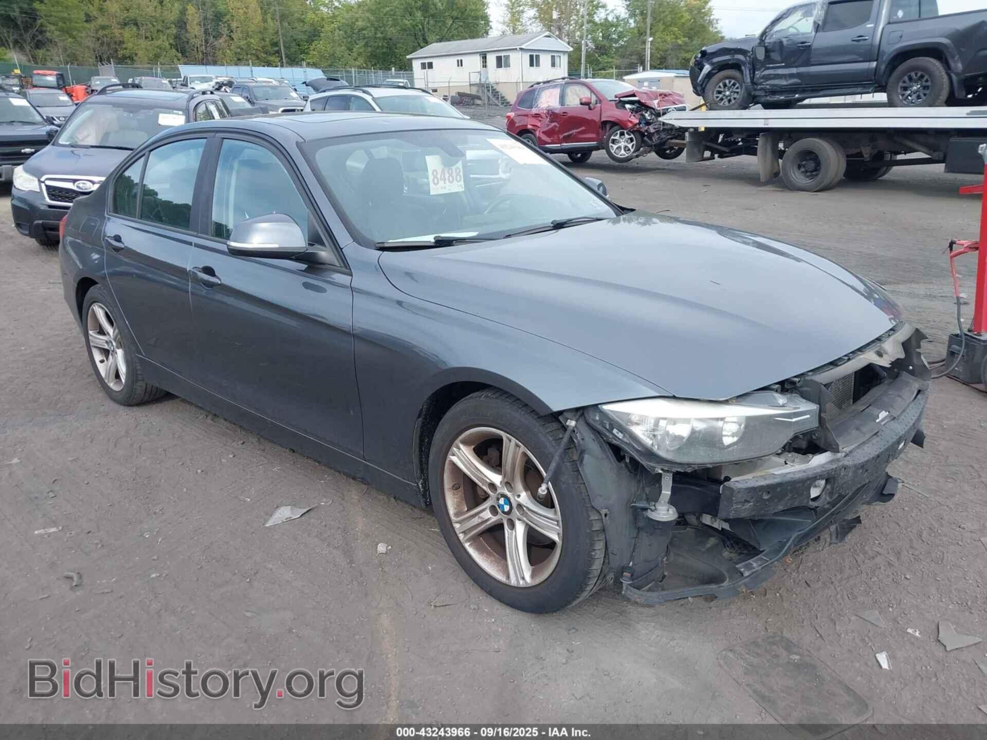 Photo WBA3B5C5XDF138902 - BMW 328I 2013