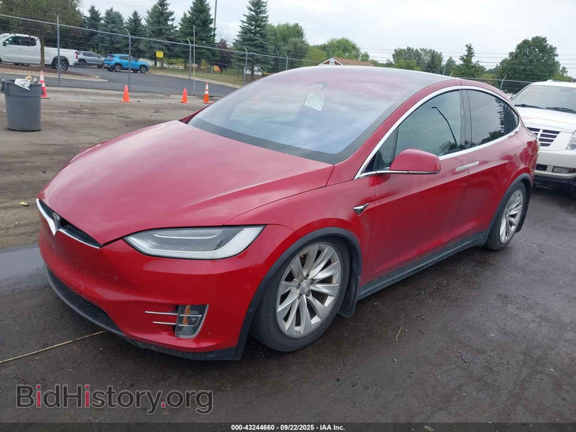 2017 TESLA MODEL X - VIN: 5YJXCAE23HF058140 - Photo 2