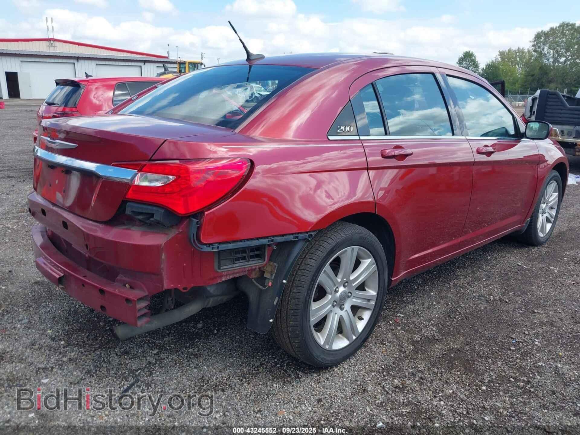 2014 CHRYSLER 200 - VIN: 1C3CCBBB9EN120120 - Photo 4