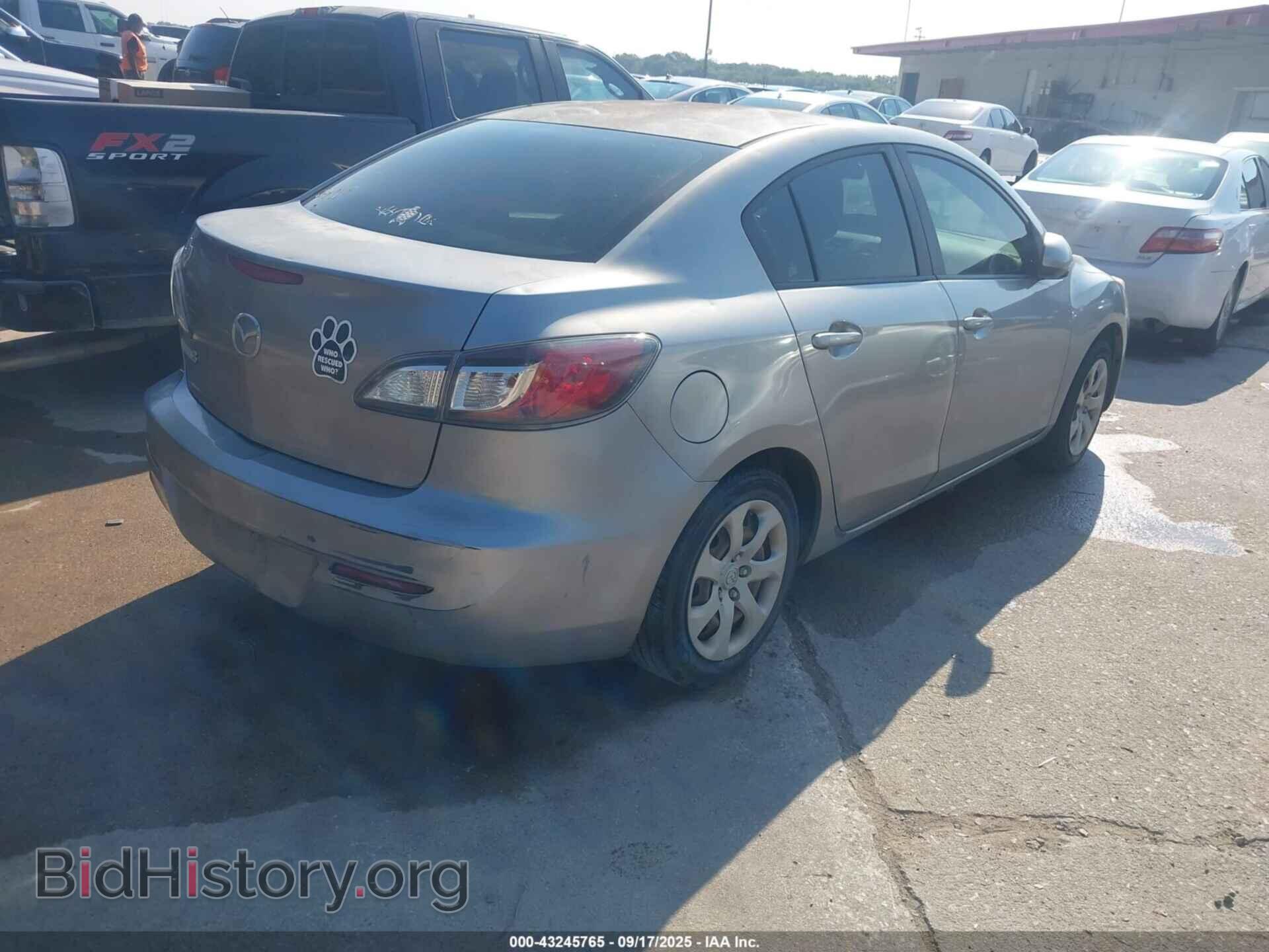 2012 MAZDA MAZDA3 - VIN: JM1BL1UFXC1526378 - Фото 4