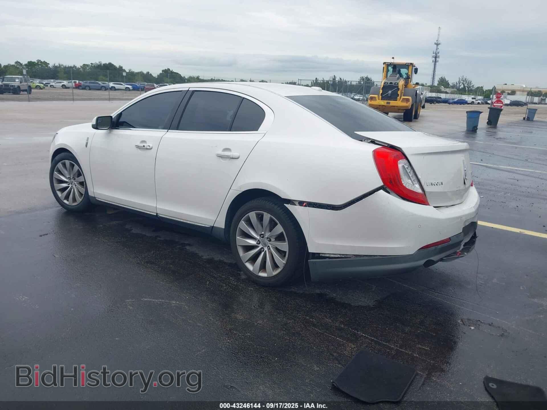 2013 LINCOLN MKS - VIN: 1LNHL9DK4DG617520 - Фото 3