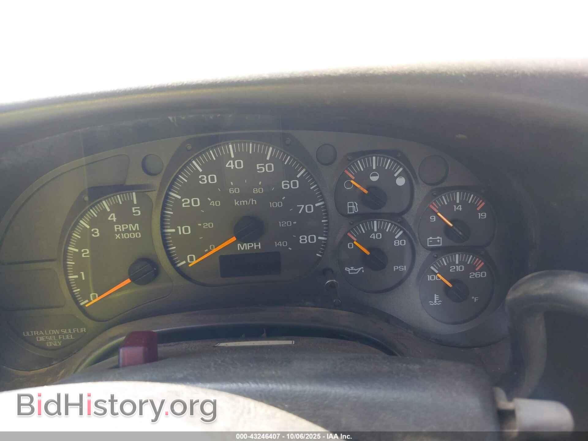 2009 GMC C5500 - VIN: 1GDE5C1909F409837 - Photo 5