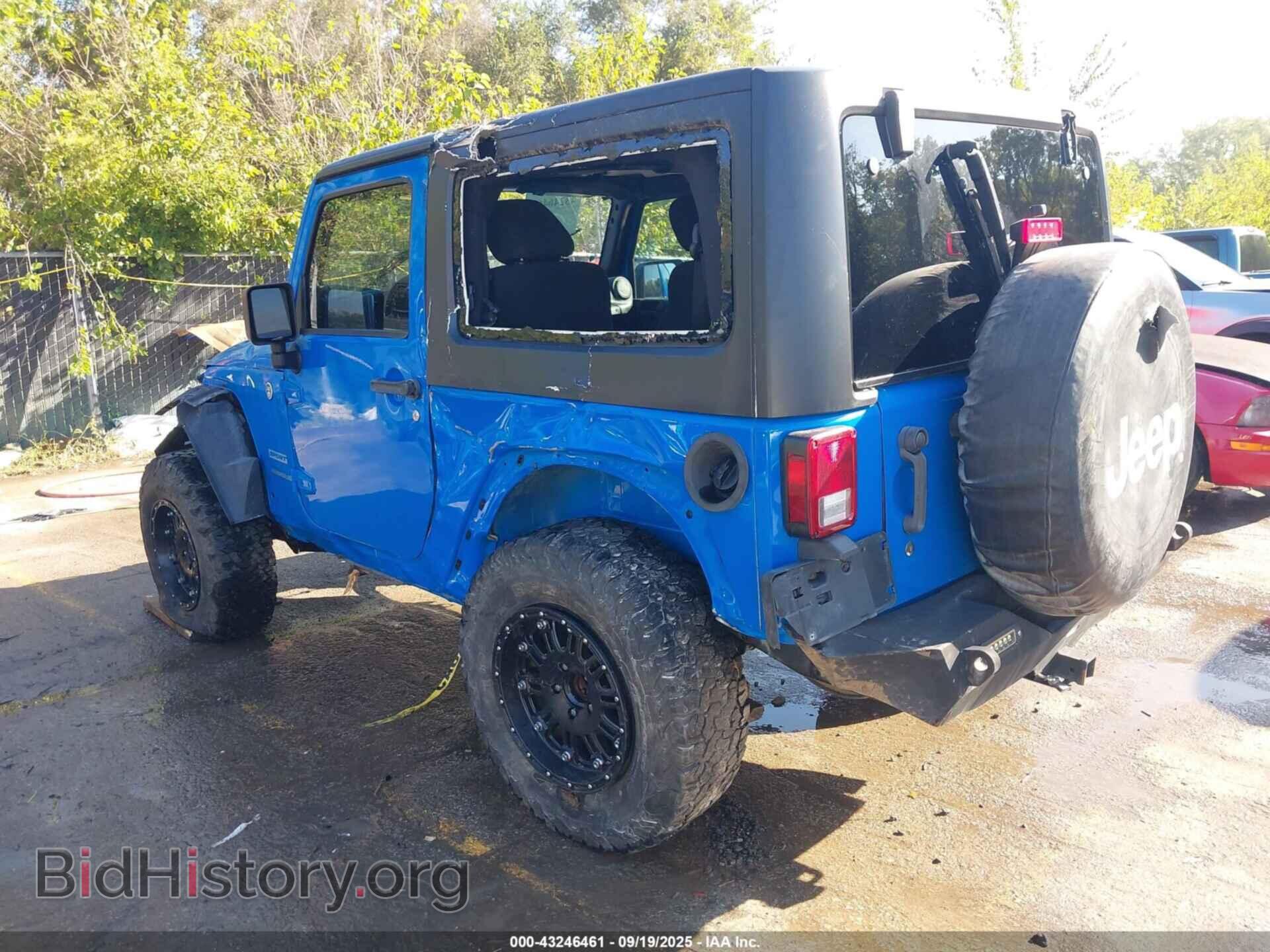 2011 JEEP WRANGLER - VIN: 1J4AA2D15BL623481 - Фото 3