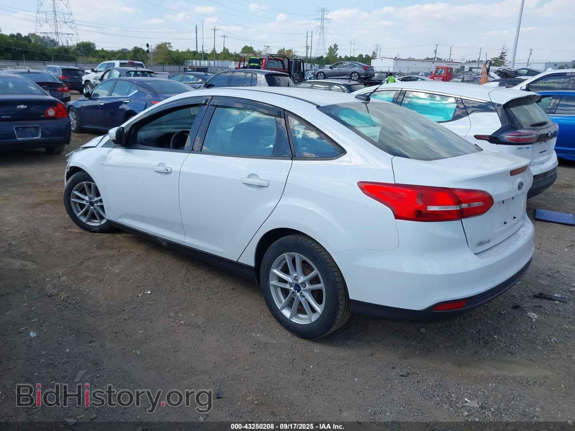 2017 FORD FOCUS - VIN: 1FADP3F26HL292129 - Фото 3