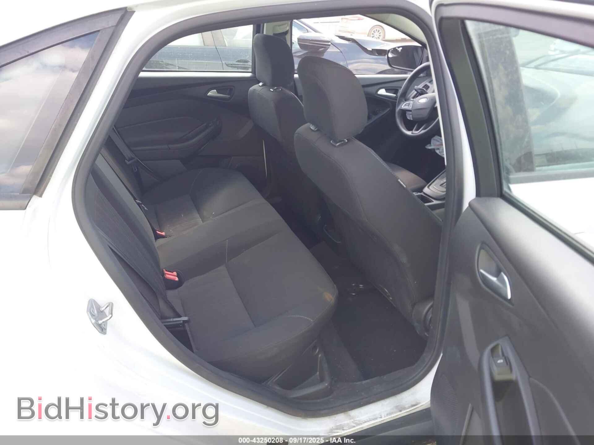 2017 FORD FOCUS - VIN: 1FADP3F26HL292129 - Фото 8