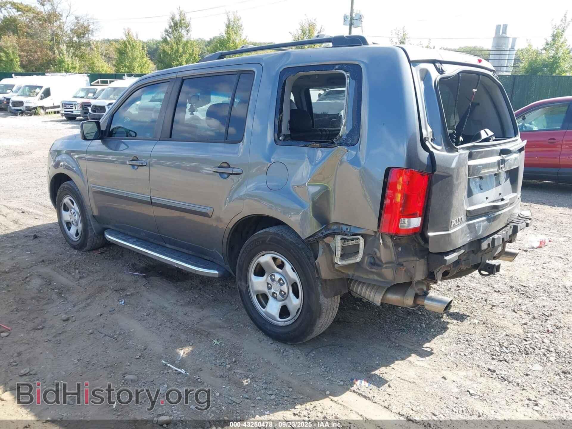 2011 HONDA PILOT - VIN: 5FNYF4H52BB044661 - Фото 3