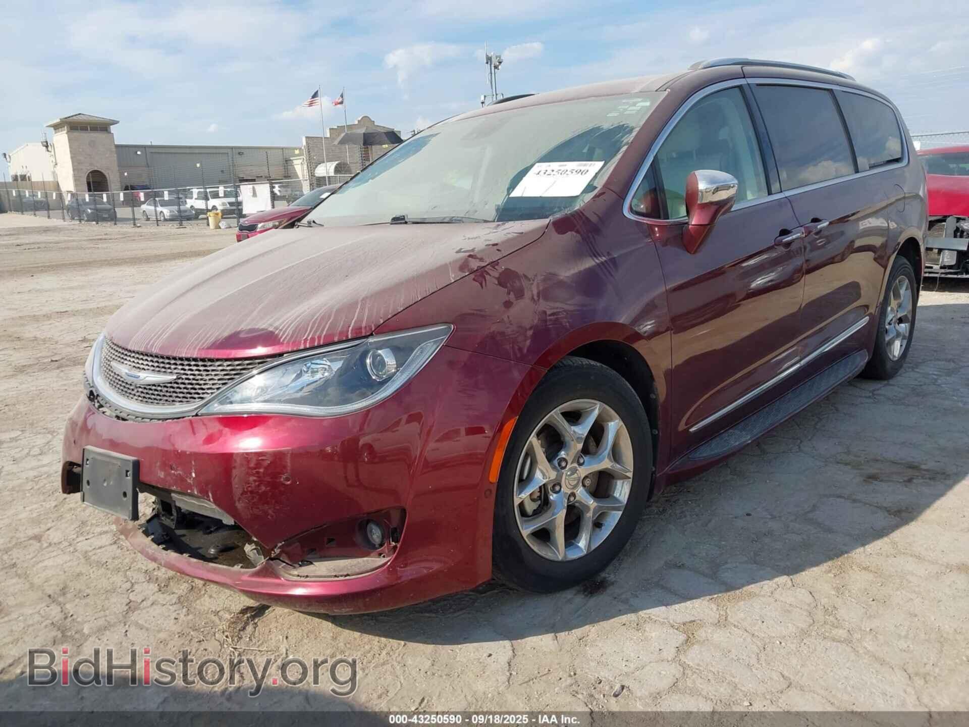 2017 CHRYSLER PACIFICA - VIN: 2C4RC1GG9HR745645 - Photo 2
