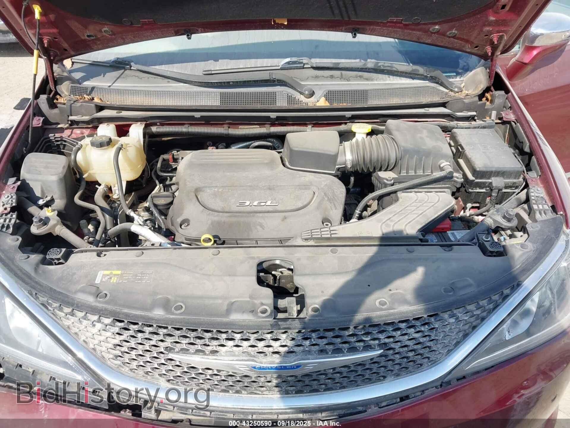 2017 CHRYSLER PACIFICA - VIN: 2C4RC1GG9HR745645 - Photo 10