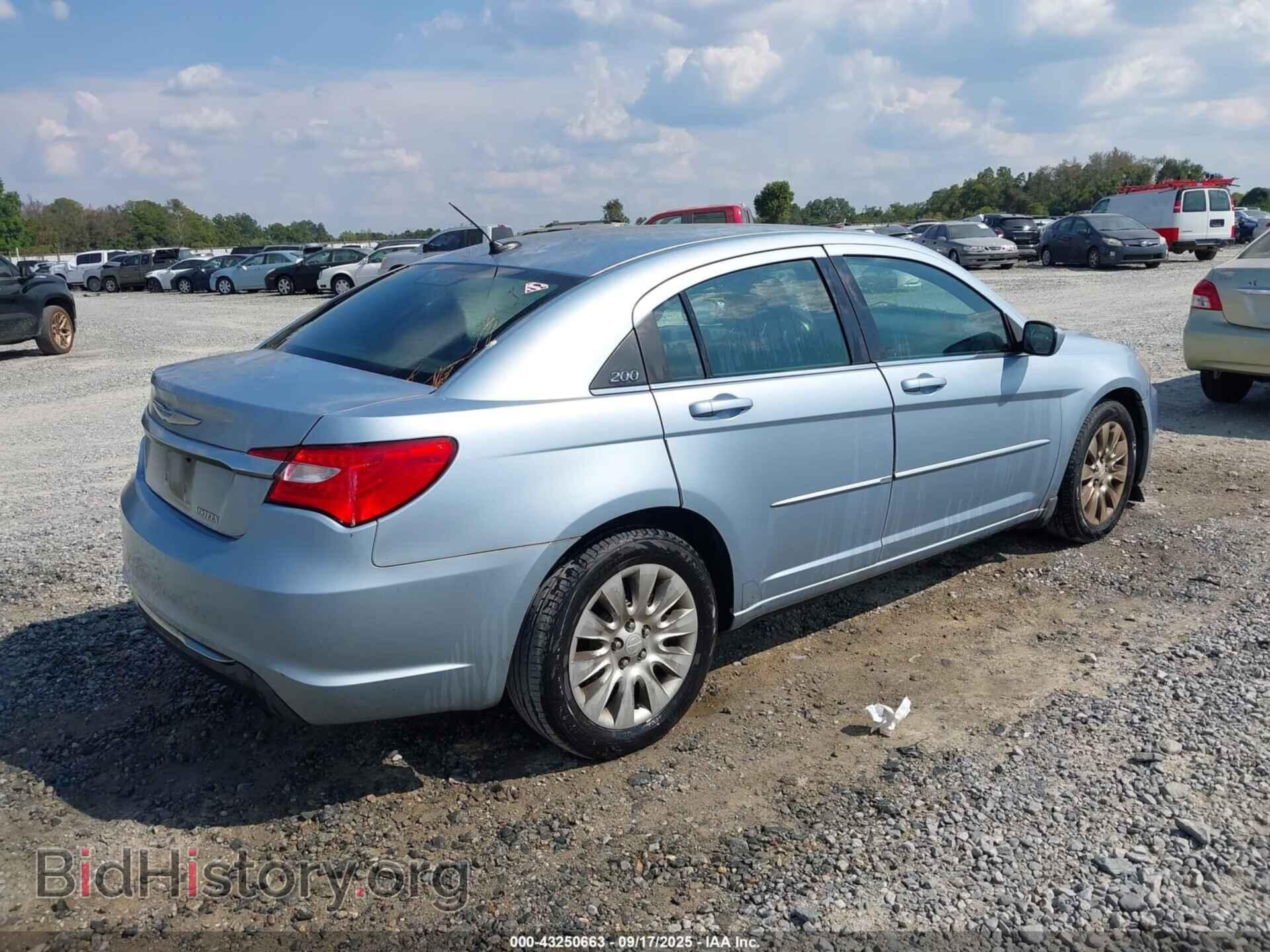 2012 CHRYSLER 200 - VIN: 1C3CCBAB2CN191349 - Фото 4