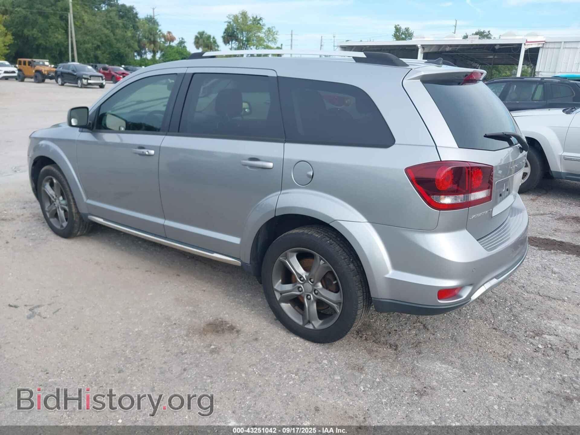 2016 DODGE JOURNEY - VIN: 3C4PDCGB3GT219804 - Фото 3